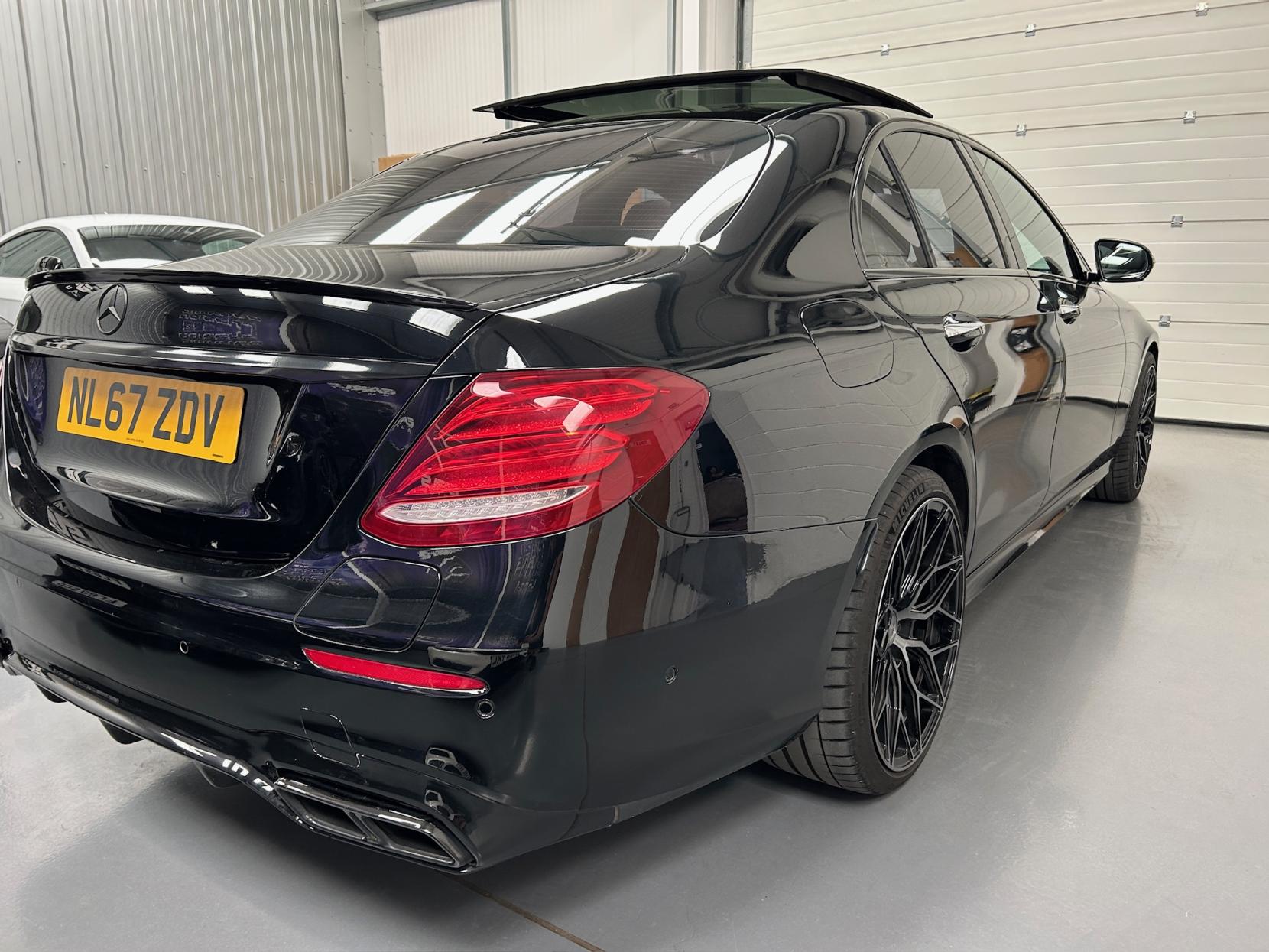 Mercedes-Benz E Class 2.0 E350e 6.4kWh AMG Line (Premium) Saloon 4dr Petrol Plug-in Hybrid G-Tronic+ Euro 6 (s/s) (299 ps)