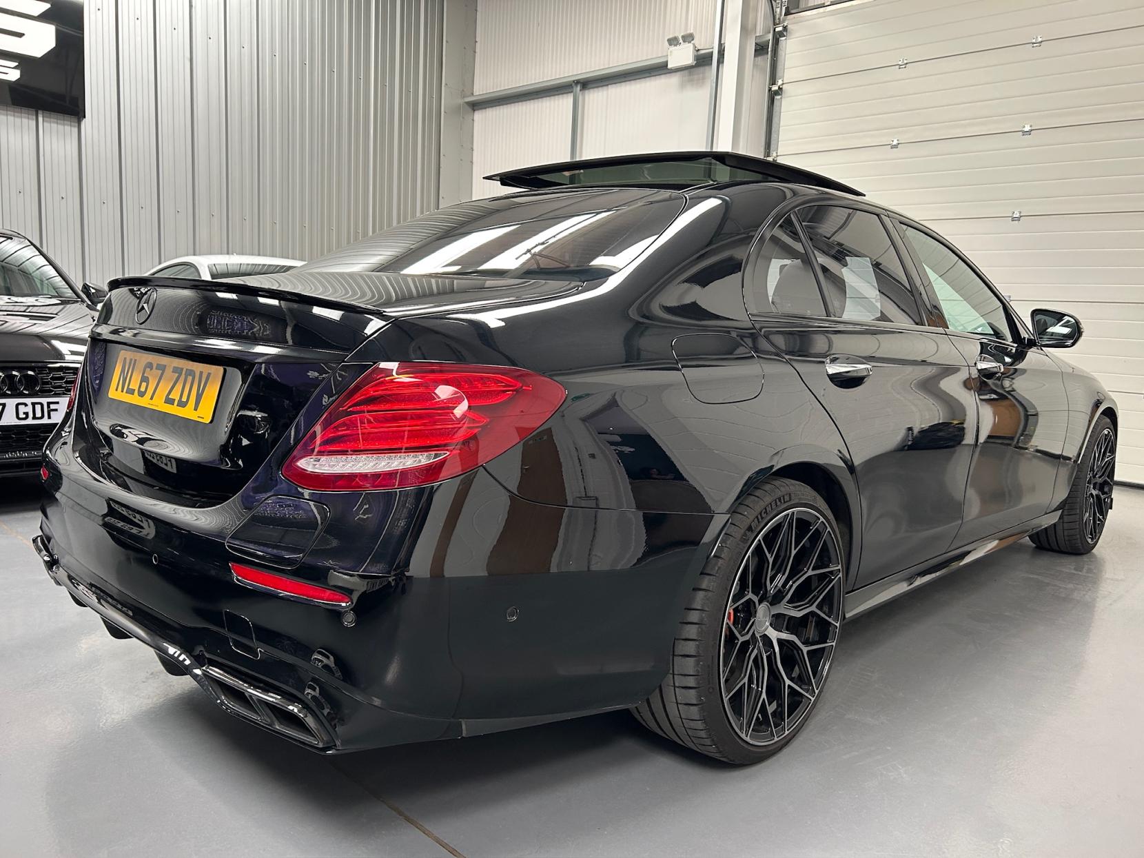 Mercedes-Benz E Class 2.0 E350e 6.4kWh AMG Line (Premium) Saloon 4dr Petrol Plug-in Hybrid G-Tronic+ Euro 6 (s/s) (299 ps)