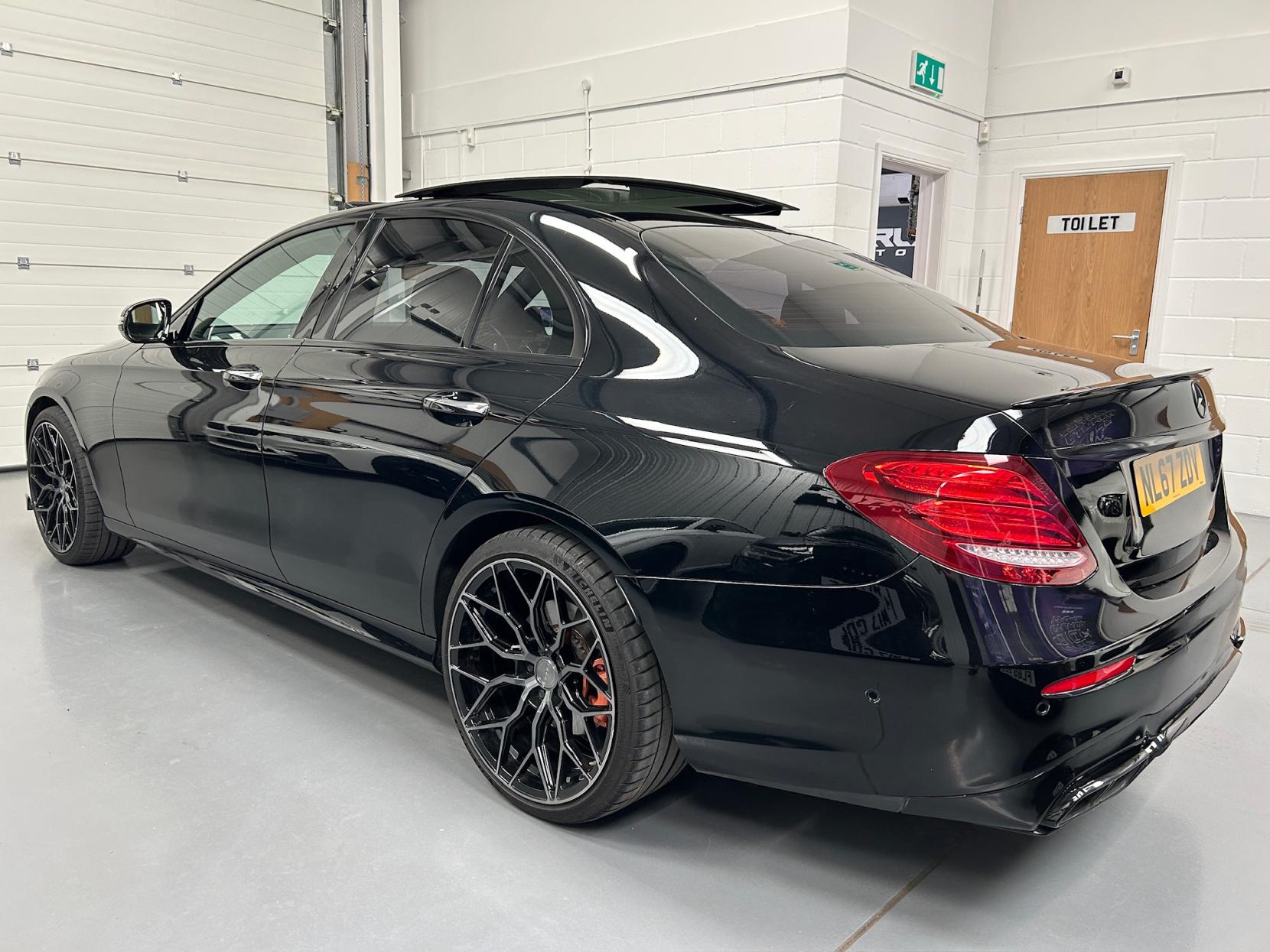 Mercedes-Benz E Class 2.0 E350e 6.4kWh AMG Line (Premium) Saloon 4dr Petrol Plug-in Hybrid G-Tronic+ Euro 6 (s/s) (299 ps)