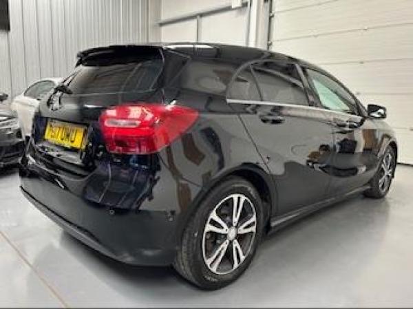 Mercedes-Benz A Class 1.5 A180d SE (Executive) Hatchback 5dr Diesel Manual Euro 6 (s/s) (109 ps)