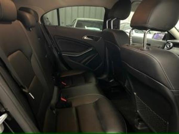 Mercedes-Benz A Class 1.5 A180d SE (Executive) Hatchback 5dr Diesel Manual Euro 6 (s/s) (109 ps)