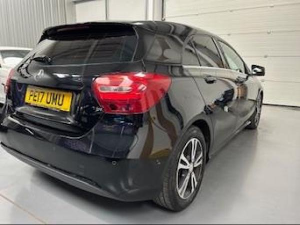 Mercedes-Benz A Class 1.5 A180d SE (Executive) Hatchback 5dr Diesel Manual Euro 6 (s/s) (109 ps)