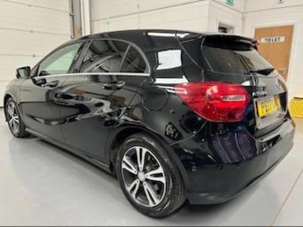 Mercedes-Benz A Class 1.5 A180d SE (Executive) Hatchback 5dr Diesel Manual Euro 6 (s/s) (109 ps)