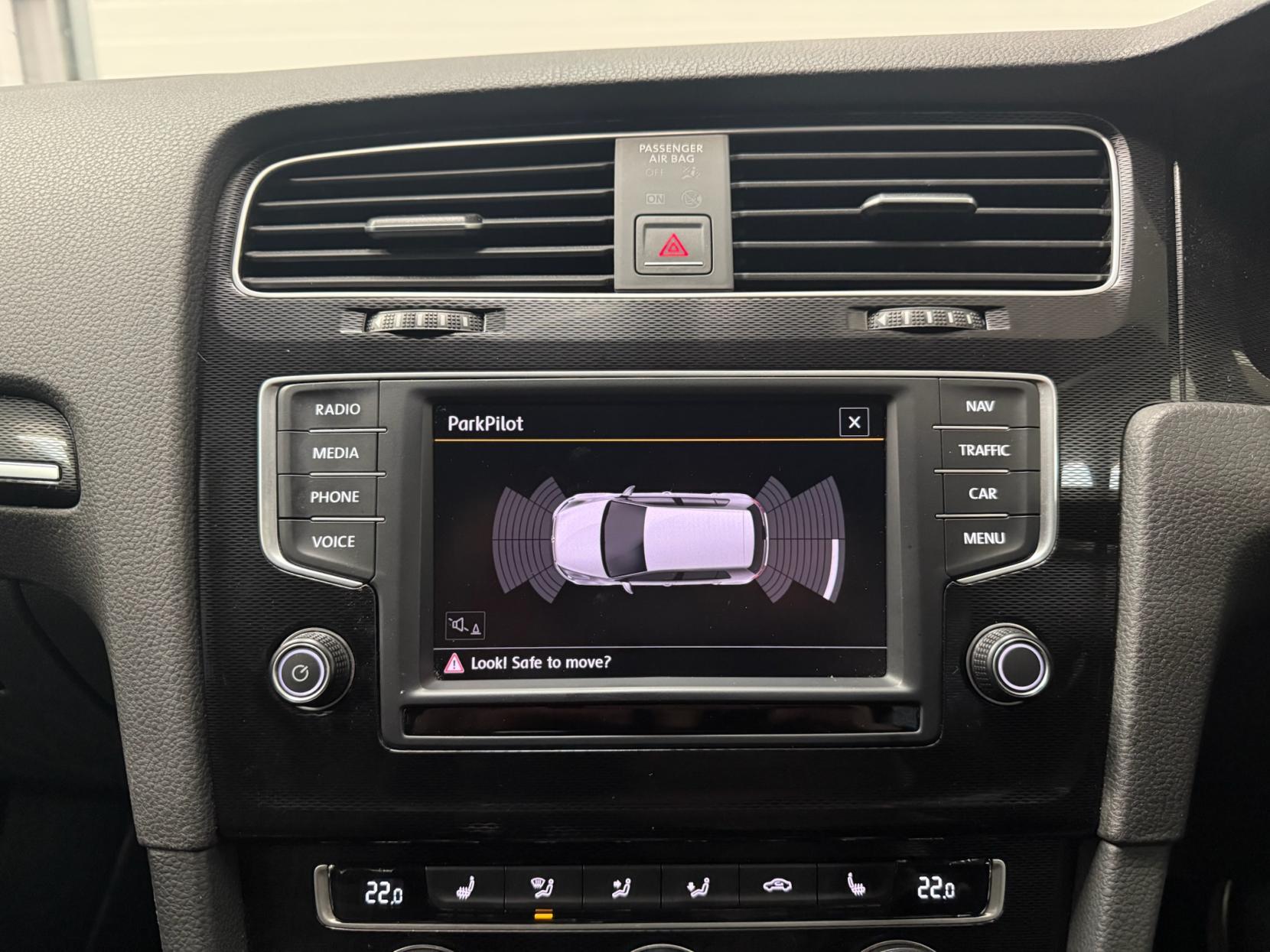 Volkswagen Golf 2.0 TDI BlueMotion Tech GTD Hatchback 5dr Diesel Manual Euro 6 (s/s) (184 ps)