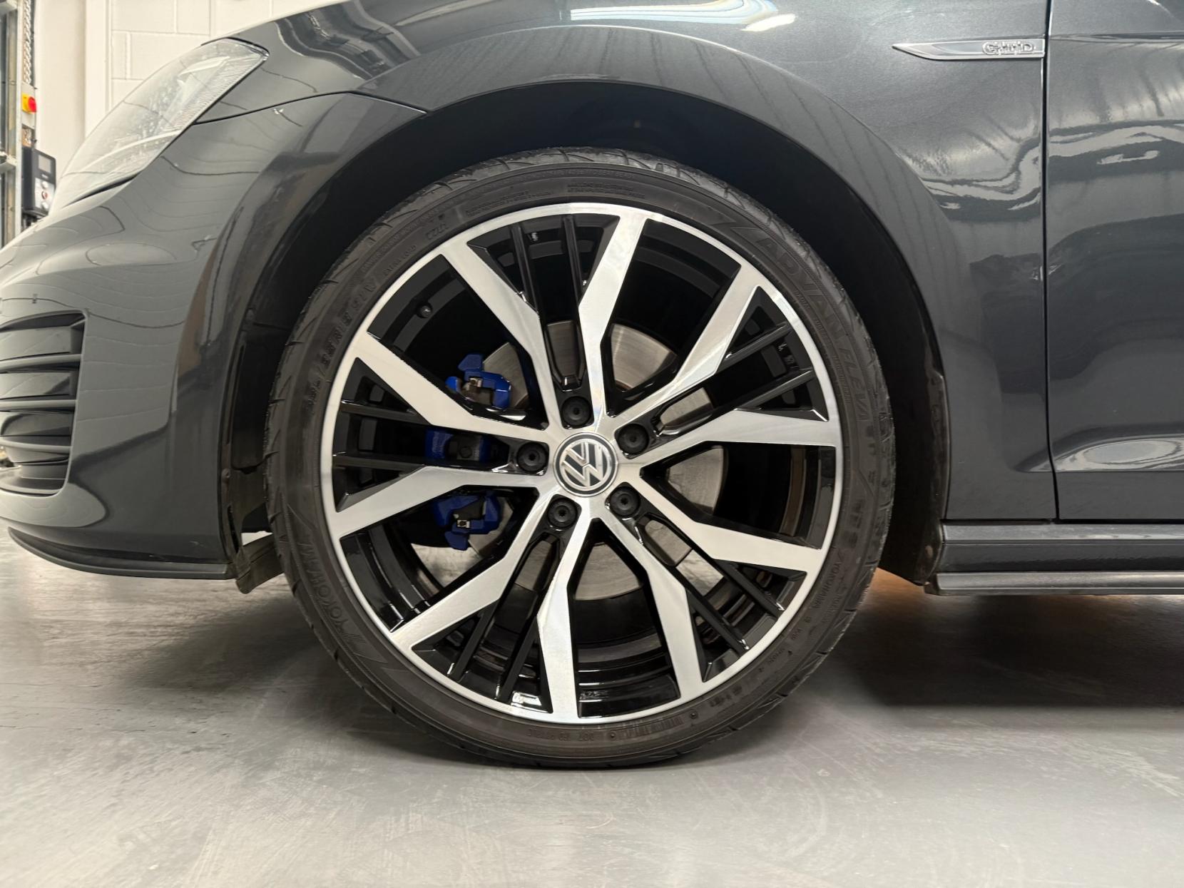 Volkswagen Golf 2.0 TDI BlueMotion Tech GTD Hatchback 5dr Diesel Manual Euro 6 (s/s) (184 ps)