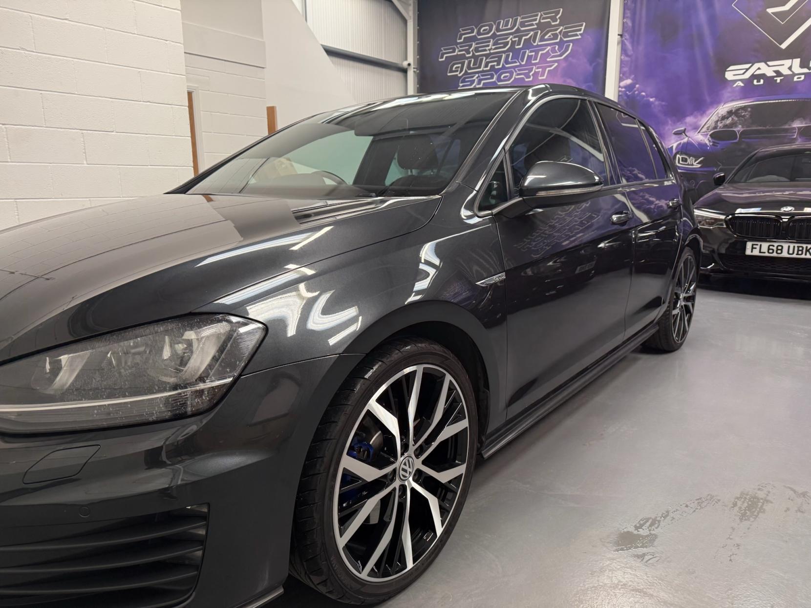 Volkswagen Golf 2.0 TDI BlueMotion Tech GTD Hatchback 5dr Diesel Manual Euro 6 (s/s) (184 ps)