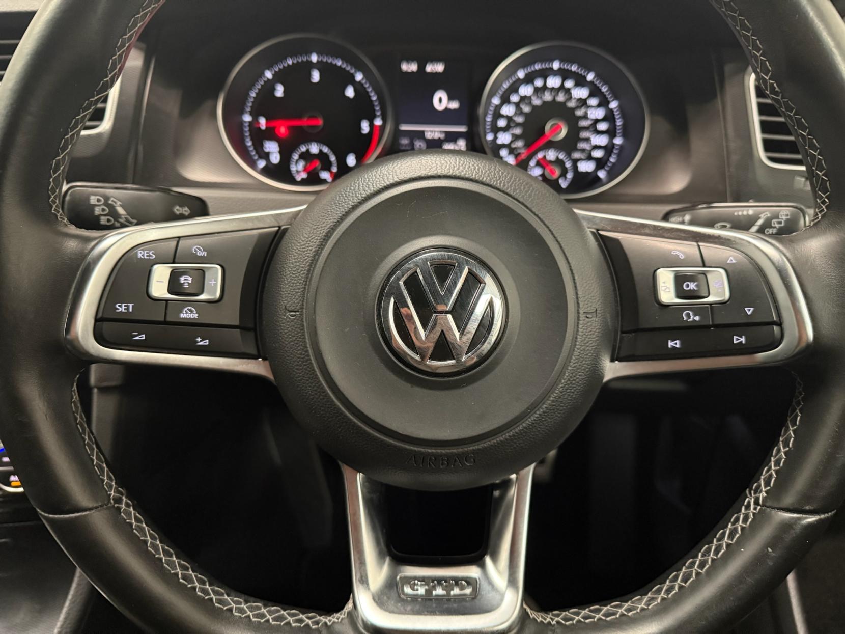 Volkswagen Golf 2.0 TDI BlueMotion Tech GTD Hatchback 5dr Diesel Manual Euro 6 (s/s) (184 ps)