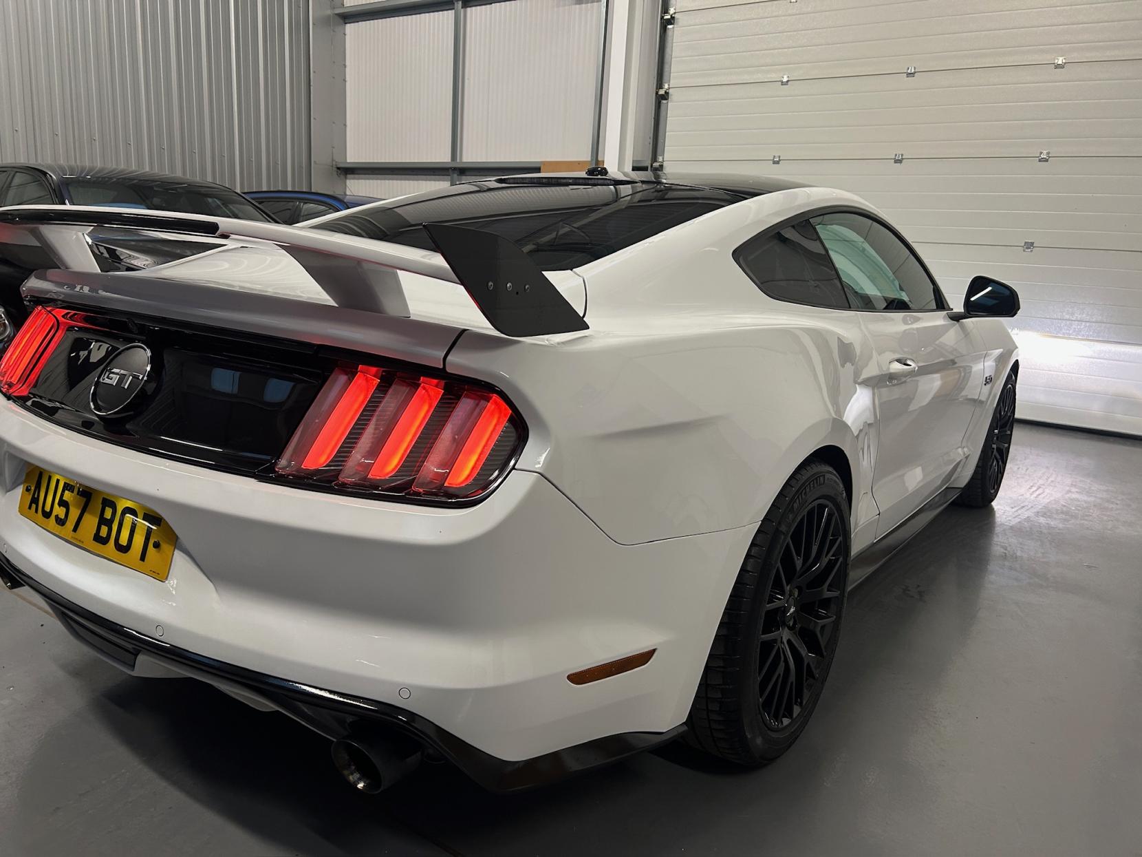 Ford Mustang 5.0 V8 GT Fastback 2dr Petrol Manual Euro 6 (416 bhp)