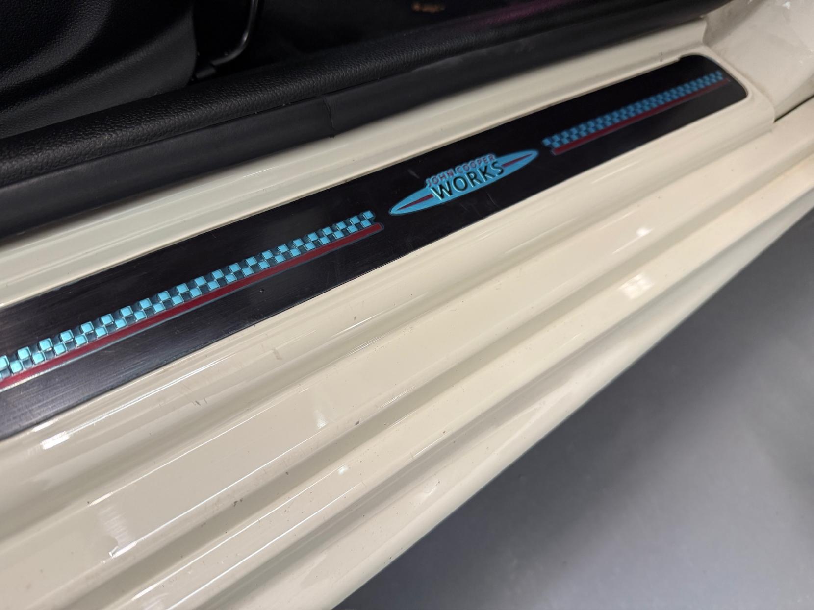 MINI Hatch 1.5 Cooper Sport Hatchback 5dr Petrol Manual Euro 6 (s/s) (136 ps)