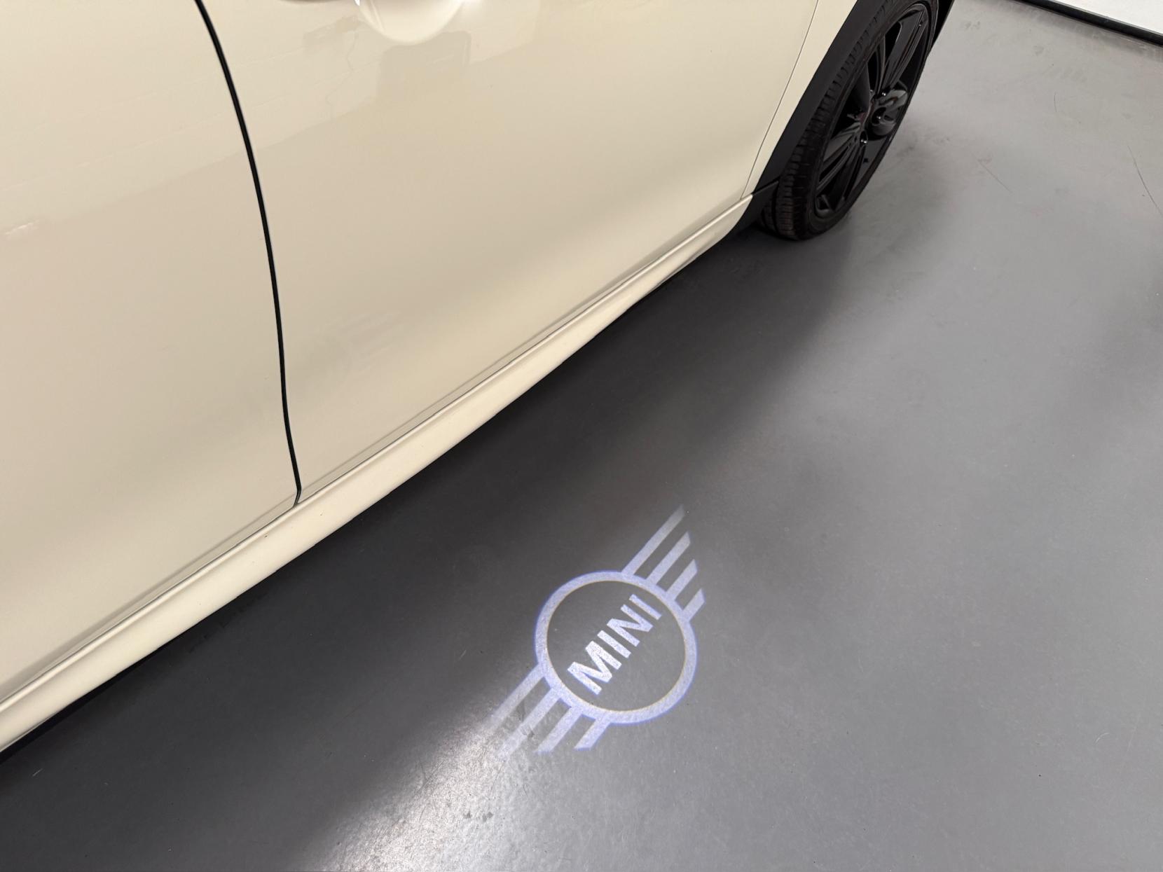 MINI Hatch 1.5 Cooper Sport Hatchback 5dr Petrol Manual Euro 6 (s/s) (136 ps)