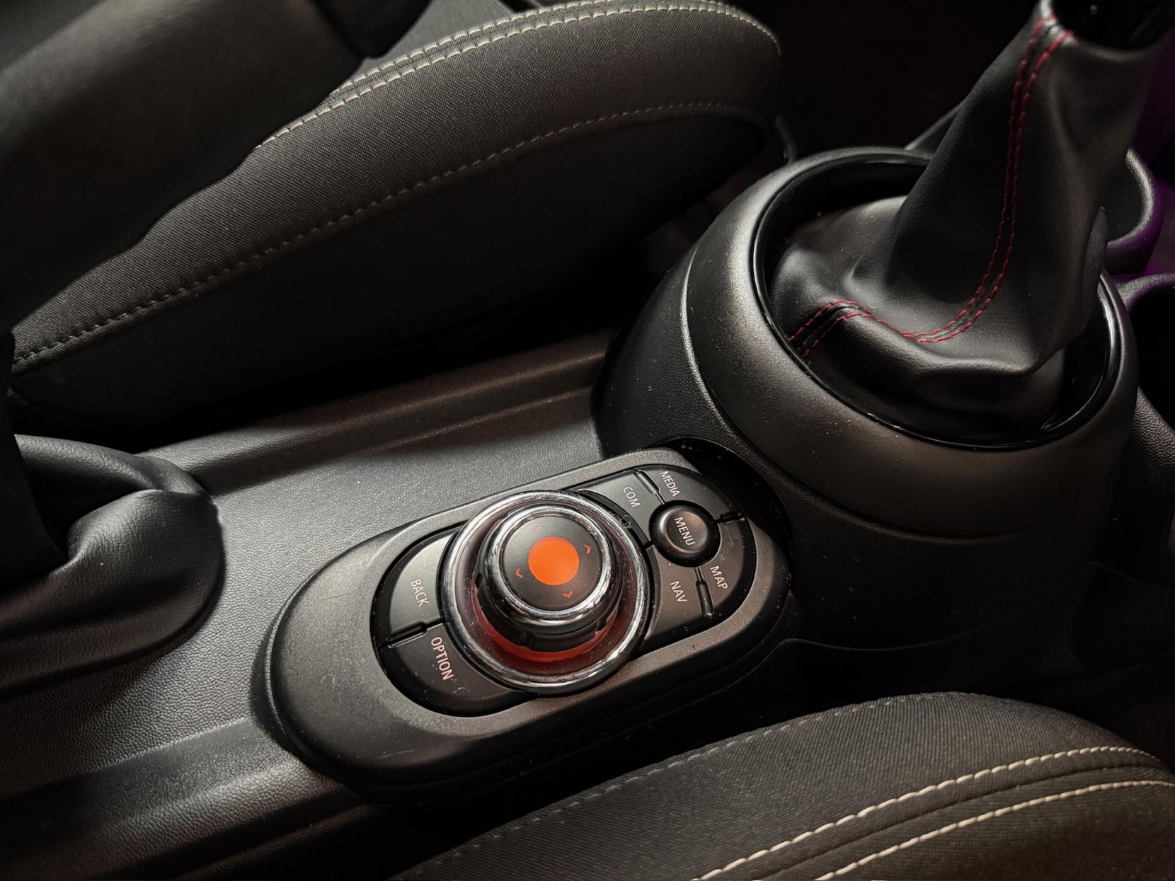 MINI Hatch 1.5 Cooper Sport Hatchback 5dr Petrol Manual Euro 6 (s/s) (136 ps)