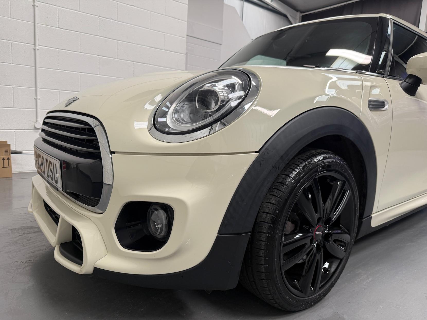 MINI Hatch 1.5 Cooper Sport Hatchback 5dr Petrol Manual Euro 6 (s/s) (136 ps)