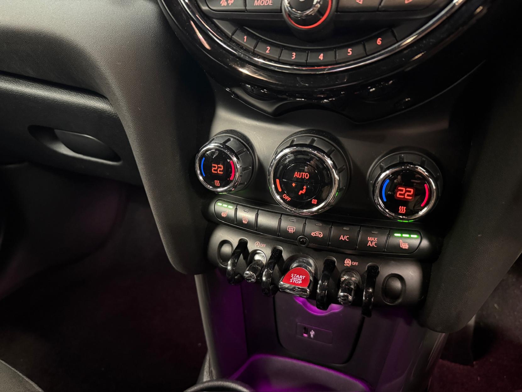 MINI Hatch 1.5 Cooper Sport Hatchback 5dr Petrol Manual Euro 6 (s/s) (136 ps)