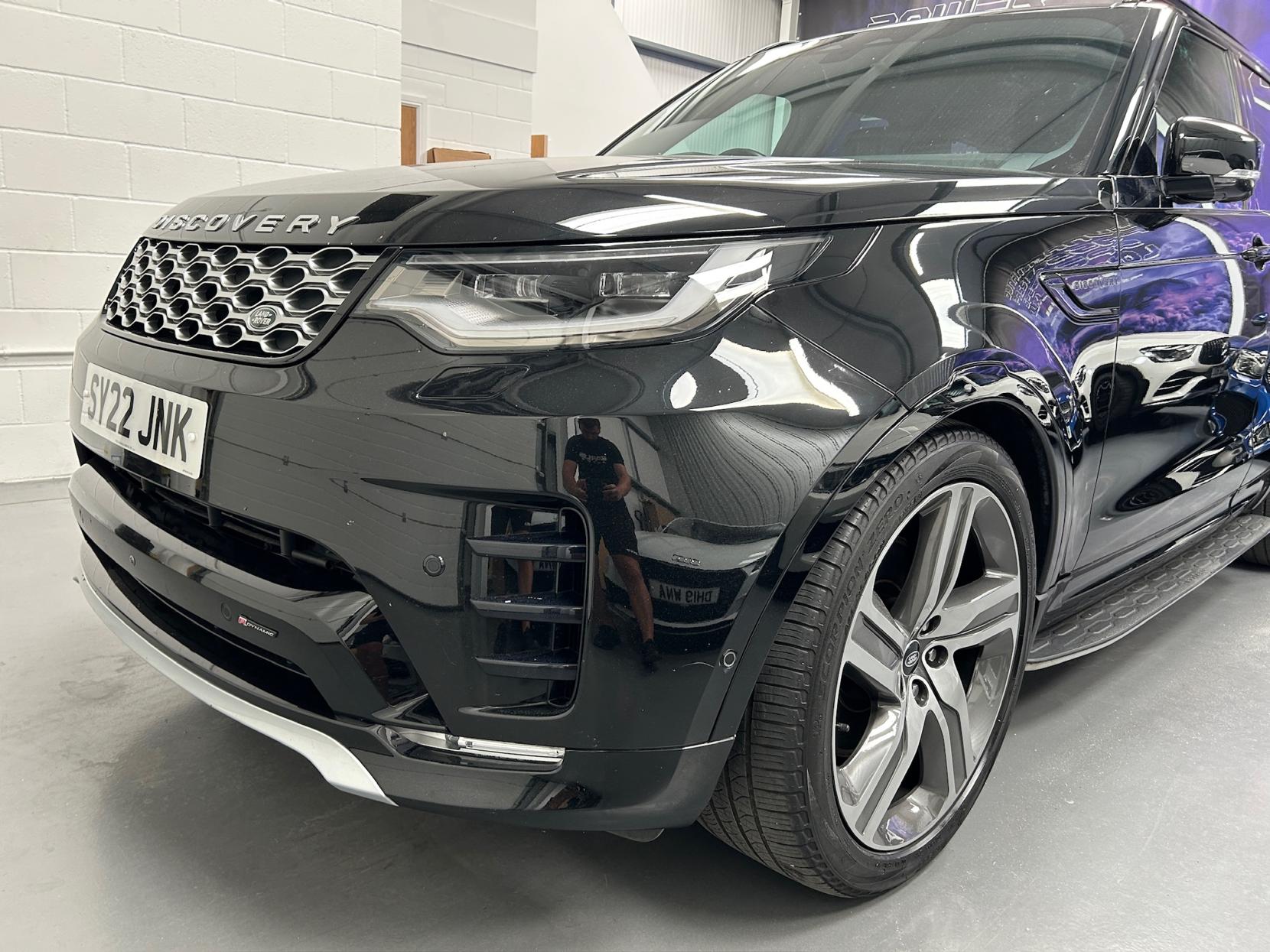 Land Rover Discovery 3.0 D300 MHEV Metropolitan Edition SUV 5dr Diesel Auto 4WD Euro 6 (s/s) (300 ps)