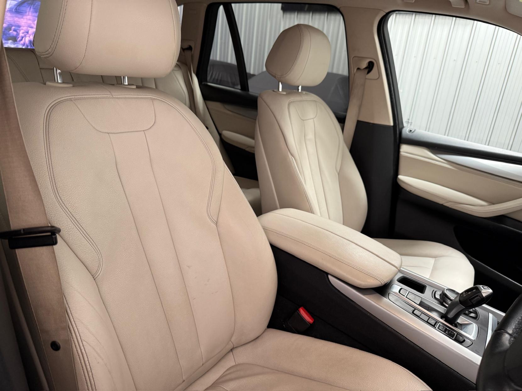 BMW X5 3.0 30d SE SUV 5dr Diesel Auto xDrive Euro 6 (s/s) (258 ps)