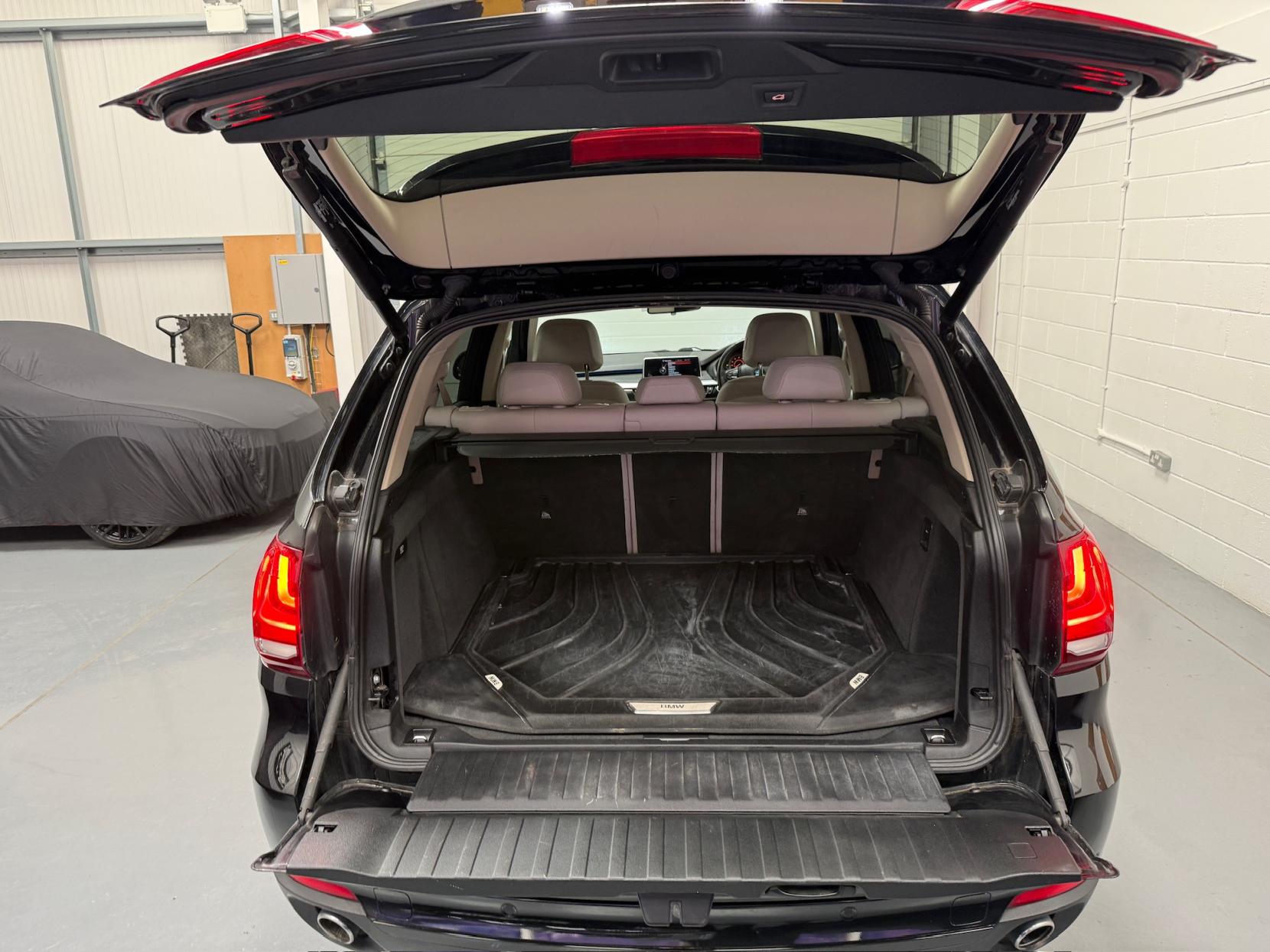 BMW X5 3.0 30d SE SUV 5dr Diesel Auto xDrive Euro 6 (s/s) (258 ps)