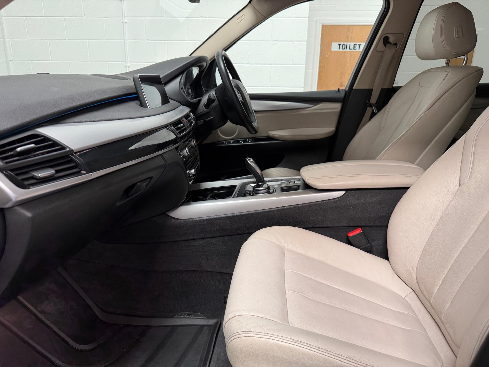 BMW X5 3.0 30d SE SUV 5dr Diesel Auto xDrive Euro 6 (s/s) (258 ps)