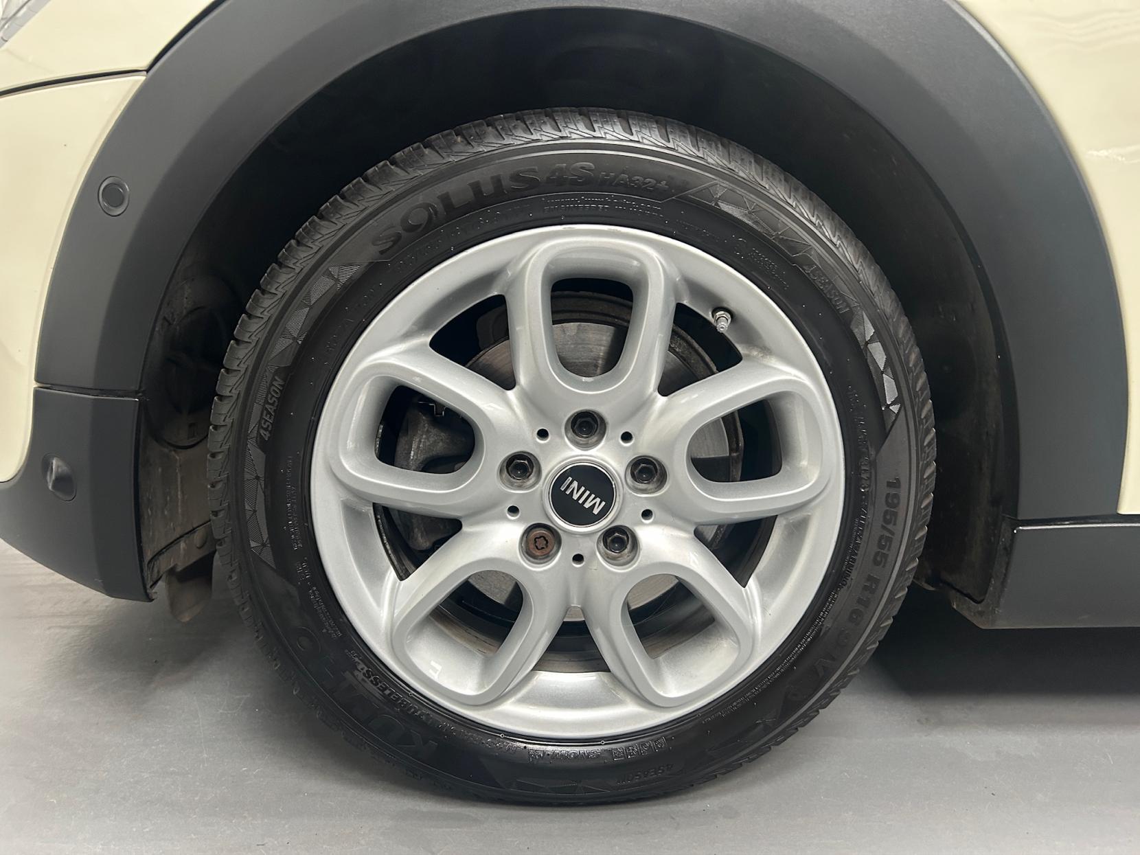 MINI Hatch 1.5 Cooper Hatchback 5dr Petrol Manual Euro 6 (s/s) (136 ps)