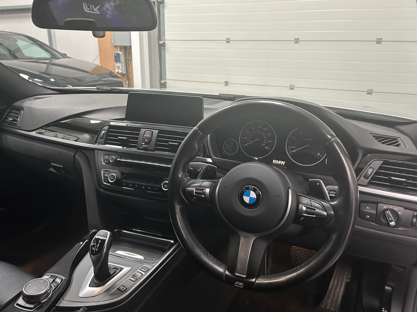 BMW 3 Series 3.0 330d M Sport Saloon 4dr Diesel Auto Euro 5 (s/s) (258 ps)