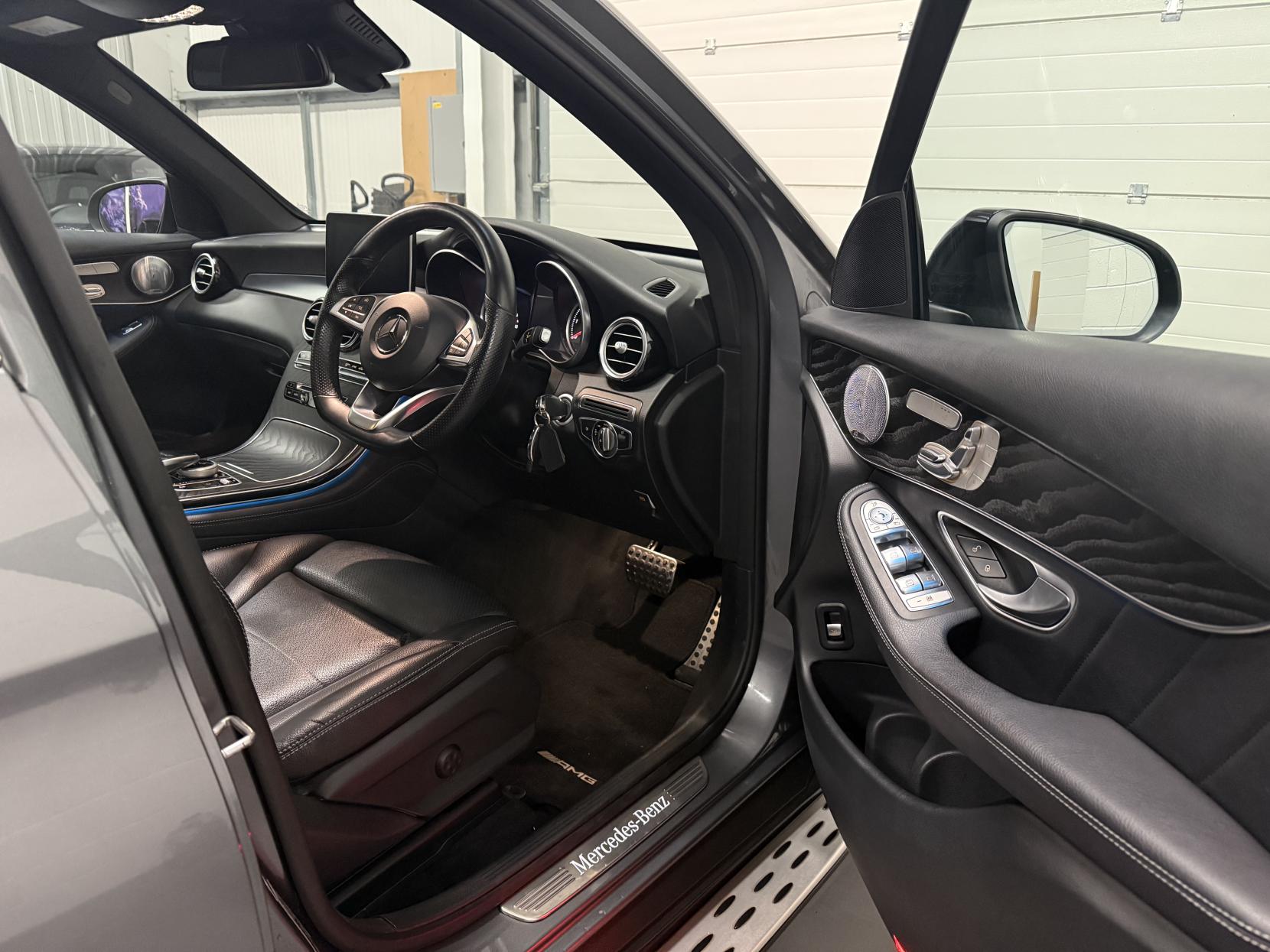 Mercedes-Benz GLC 2.1 GLC250d AMG Line (Premium Plus) SUV 5dr Diesel G-Tronic 4MATIC Euro 6 (s/s) (204 ps)