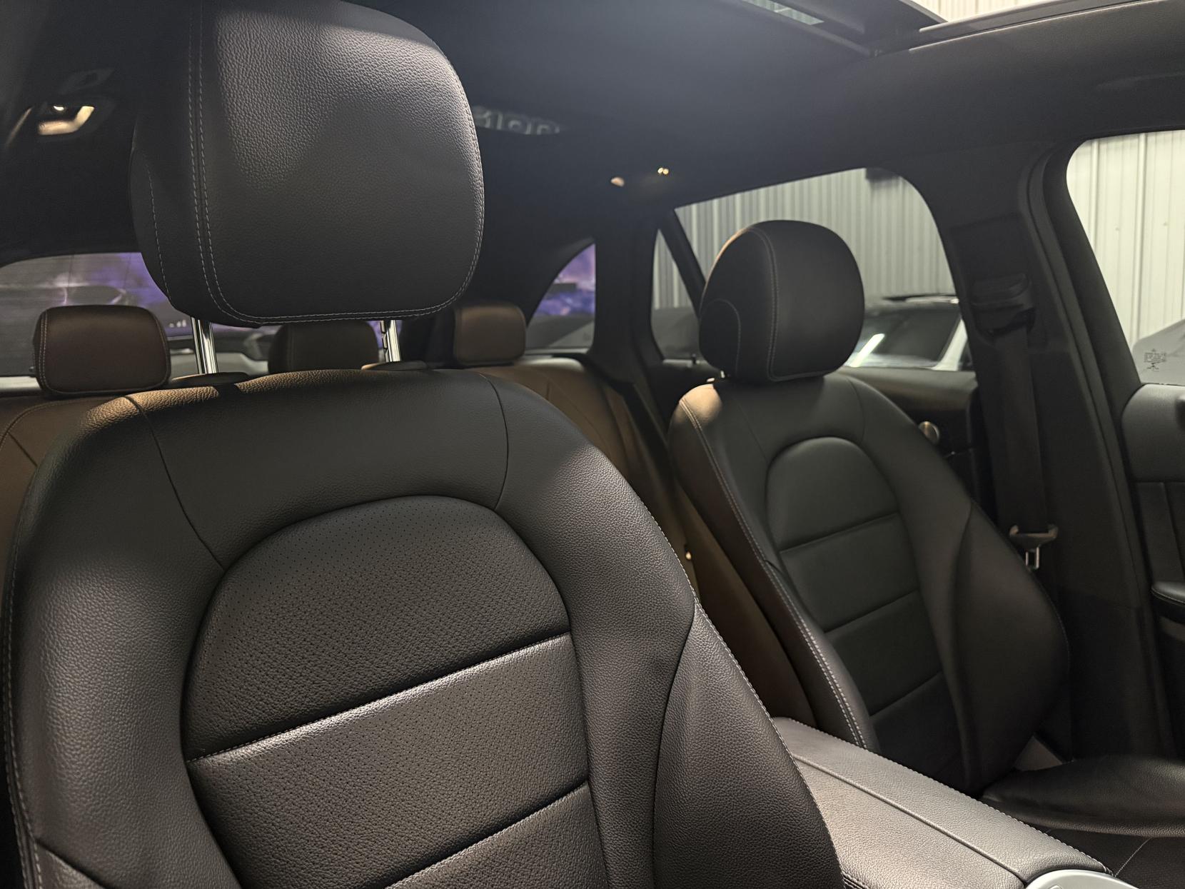 Mercedes-Benz GLC 2.1 GLC250d AMG Line (Premium Plus) SUV 5dr Diesel G-Tronic 4MATIC Euro 6 (s/s) (204 ps)