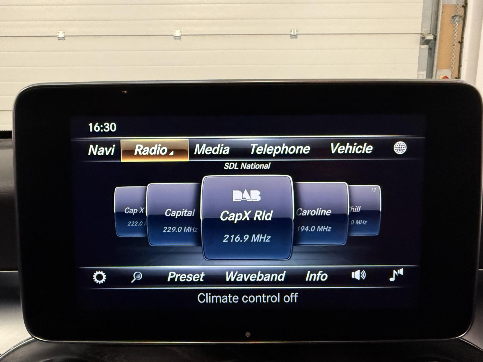 Mercedes-Benz GLC 2.1 GLC250d AMG Line (Premium Plus) SUV 5dr Diesel G-Tronic 4MATIC Euro 6 (s/s) (204 ps)