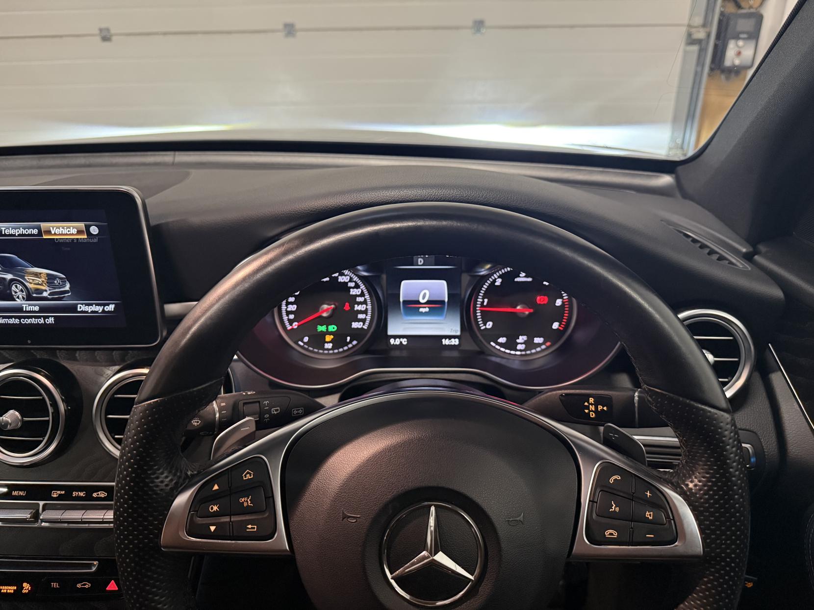 Mercedes-Benz GLC 2.1 GLC250d AMG Line (Premium Plus) SUV 5dr Diesel G-Tronic 4MATIC Euro 6 (s/s) (204 ps)