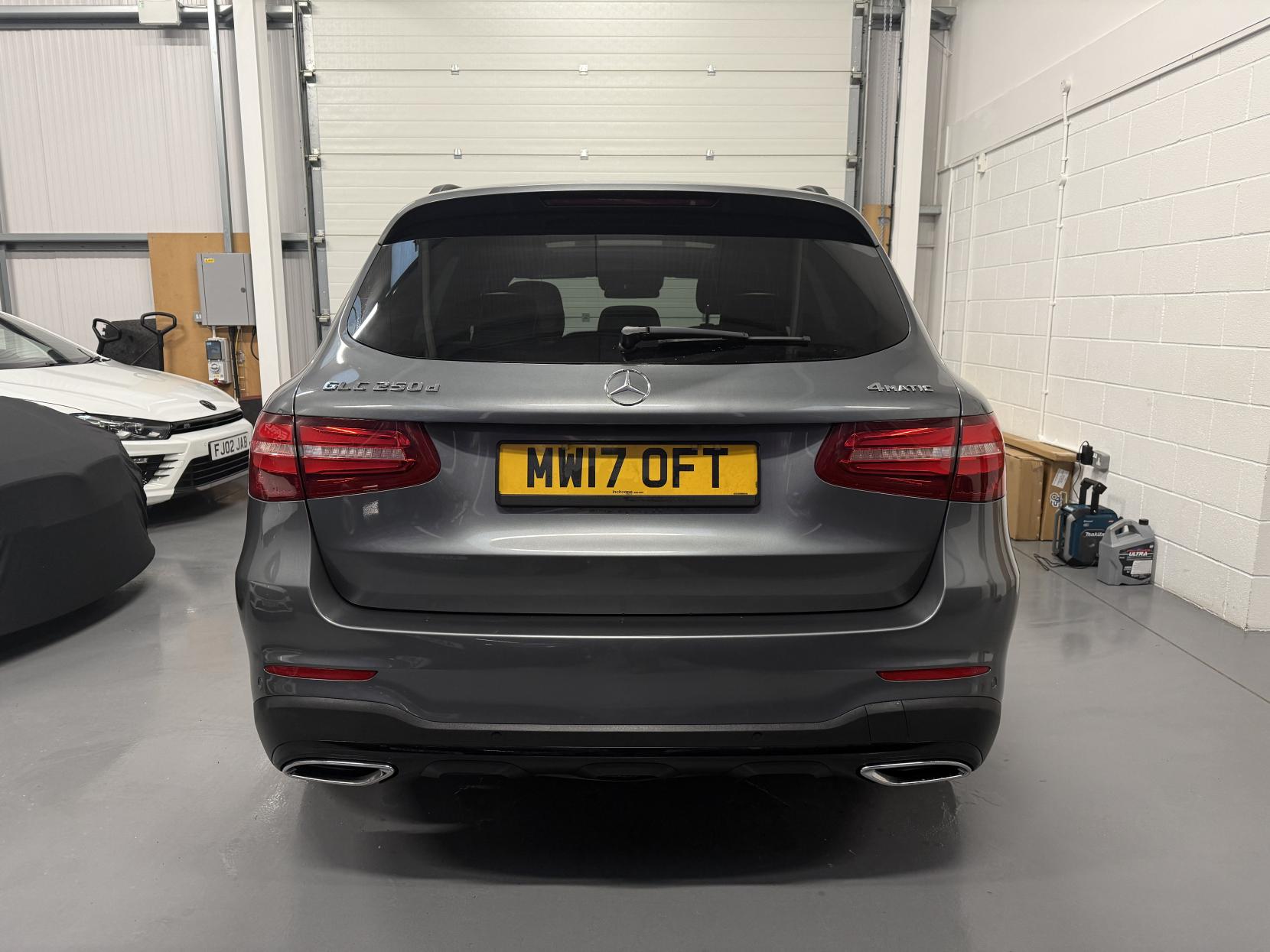 Mercedes-Benz GLC 2.1 GLC250d AMG Line (Premium Plus) SUV 5dr Diesel G-Tronic 4MATIC Euro 6 (s/s) (204 ps)