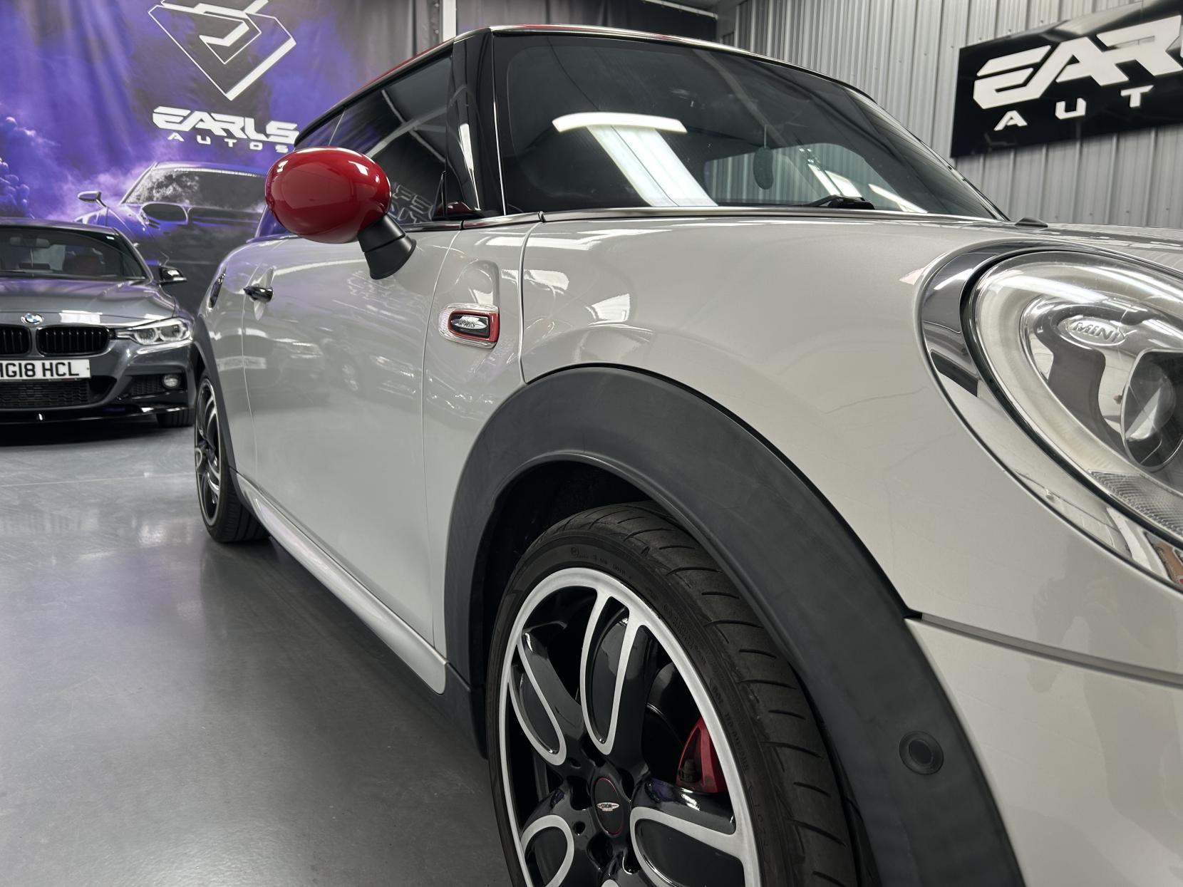 MINI Hatch 2.0 John Cooper Works Hatchback 3dr Petrol Auto Euro 6 (s/s) (231 ps)