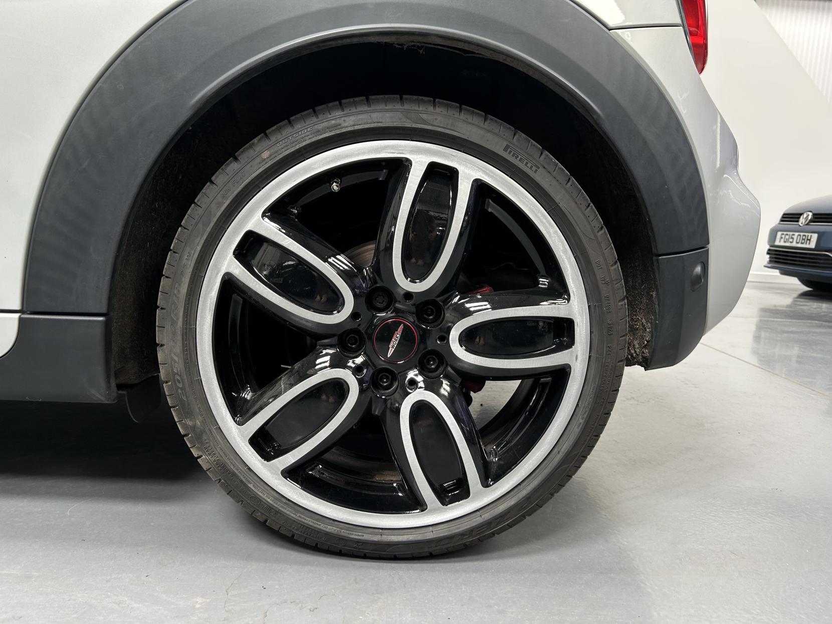 MINI Hatch 2.0 John Cooper Works Hatchback 3dr Petrol Auto Euro 6 (s/s) (231 ps)