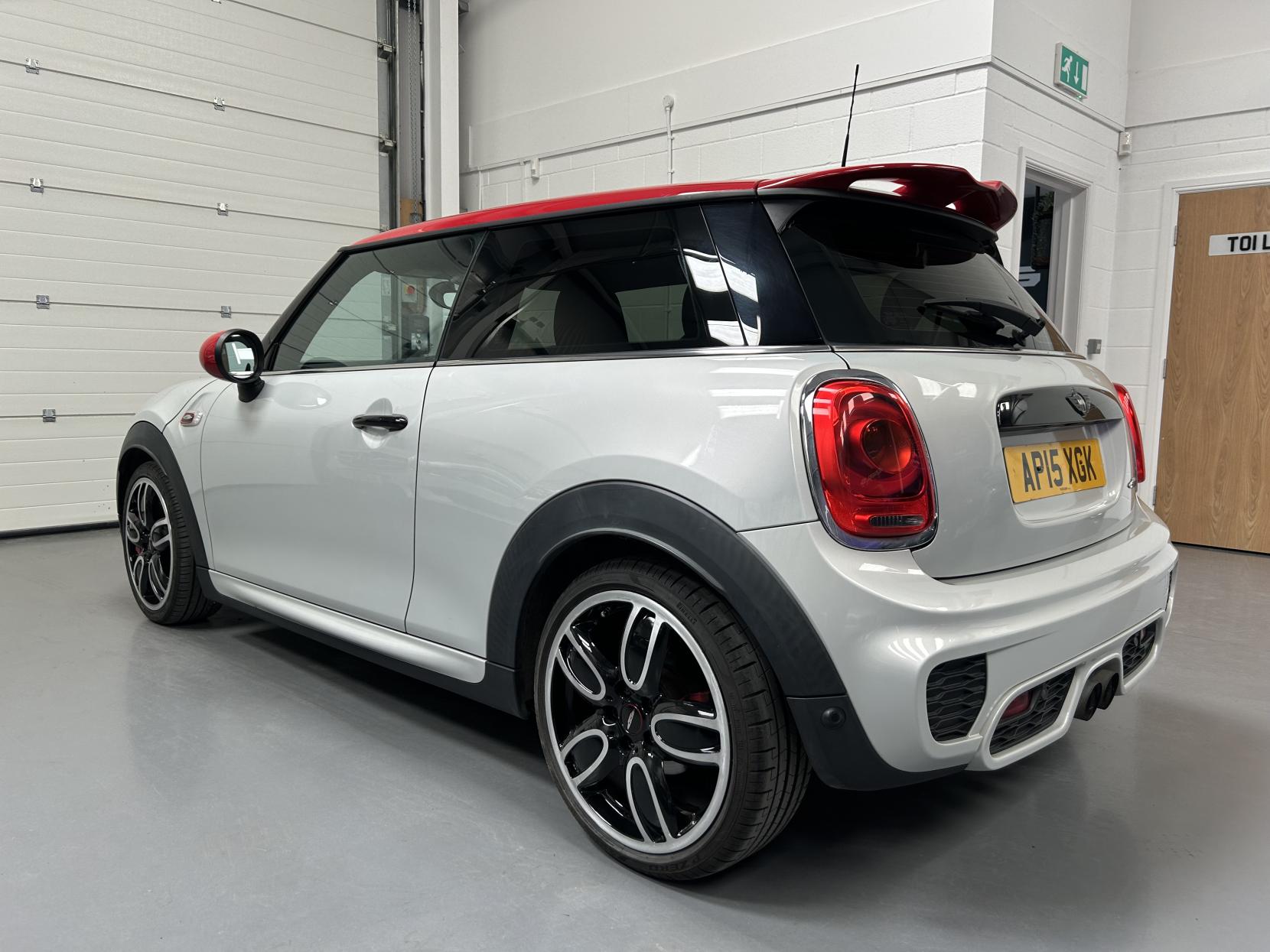 MINI Hatch 2.0 John Cooper Works Hatchback 3dr Petrol Auto Euro 6 (s/s) (231 ps)