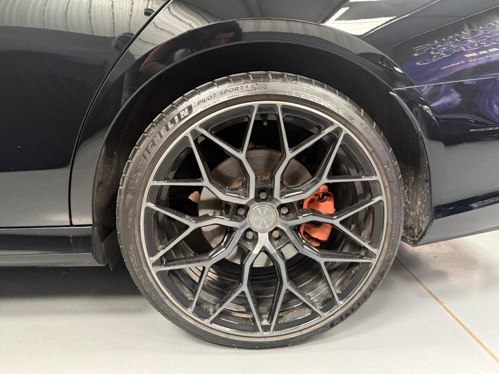 Mercedes-Benz E Class 2.0 E350e 6.4kWh AMG Line (Premium) Saloon 4dr Petrol Plug-in Hybrid G-Tronic+ Euro 6 (s/s) (299 ps)