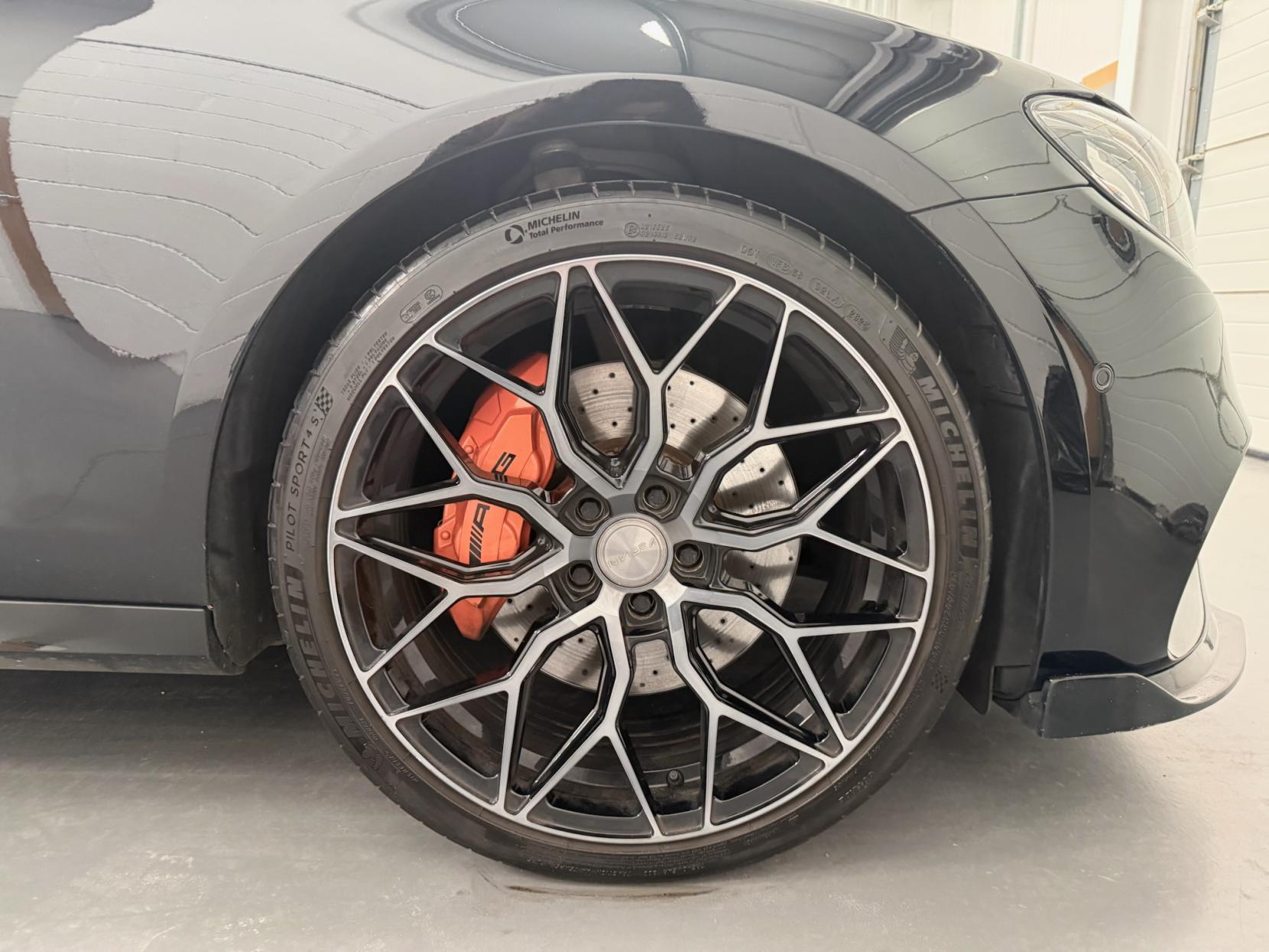 Mercedes-Benz E Class 2.0 E350e 6.4kWh AMG Line (Premium) Saloon 4dr Petrol Plug-in Hybrid G-Tronic+ Euro 6 (s/s) (299 ps)