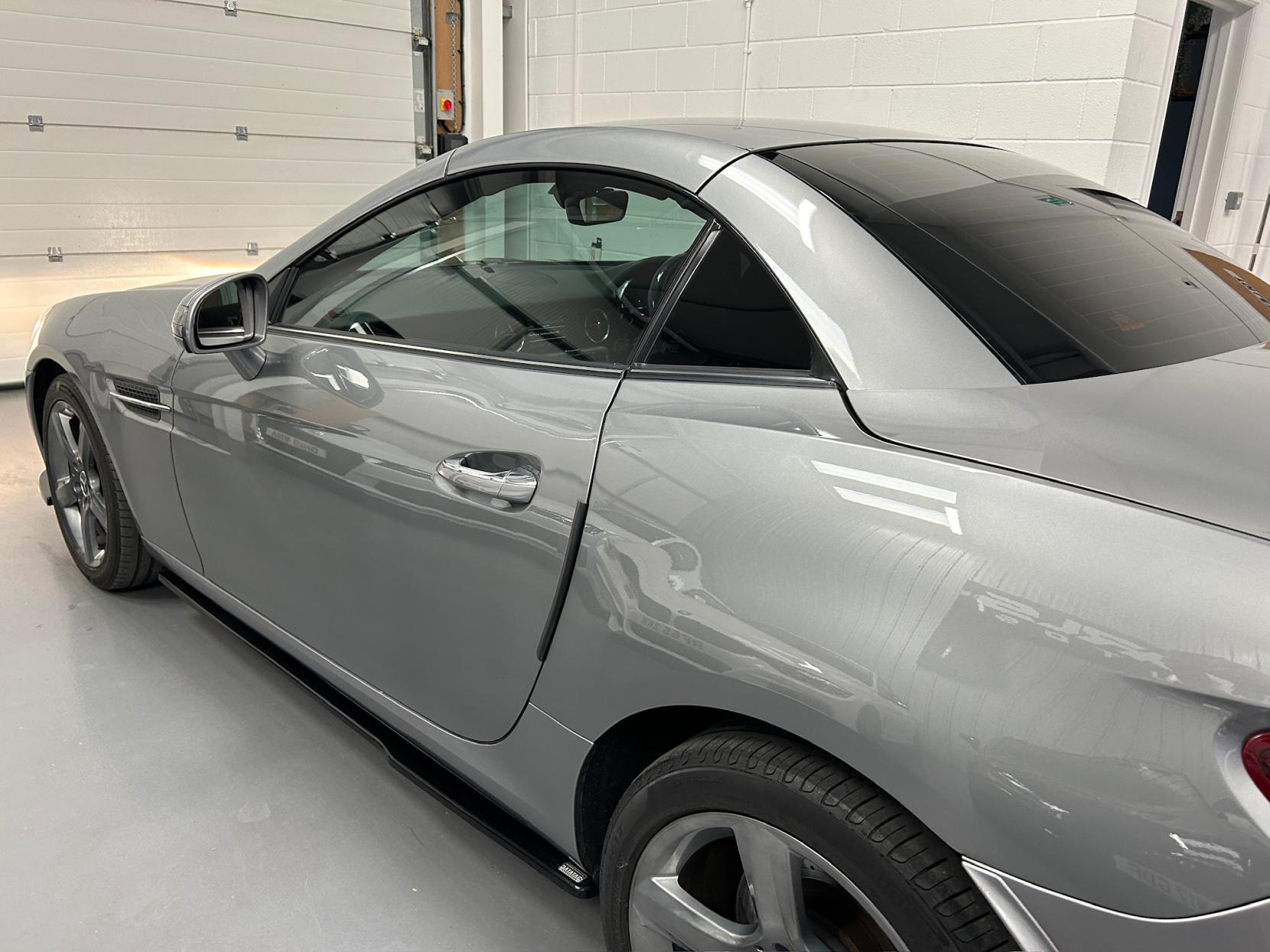 Mercedes-Benz SLK 2.1 SLK250 CDI BlueEfficiency Convertible 2dr Diesel G-Tronic+ Euro 5 (s/s) (204 ps)