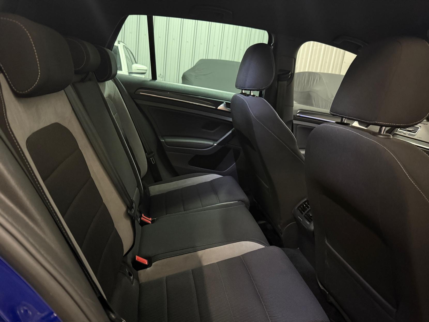 Volkswagen Golf 2.0 TSI BlueMotion Tech R Hatchback 5dr Petrol DSG 4Motion Euro 6 (s/s) (300 ps)