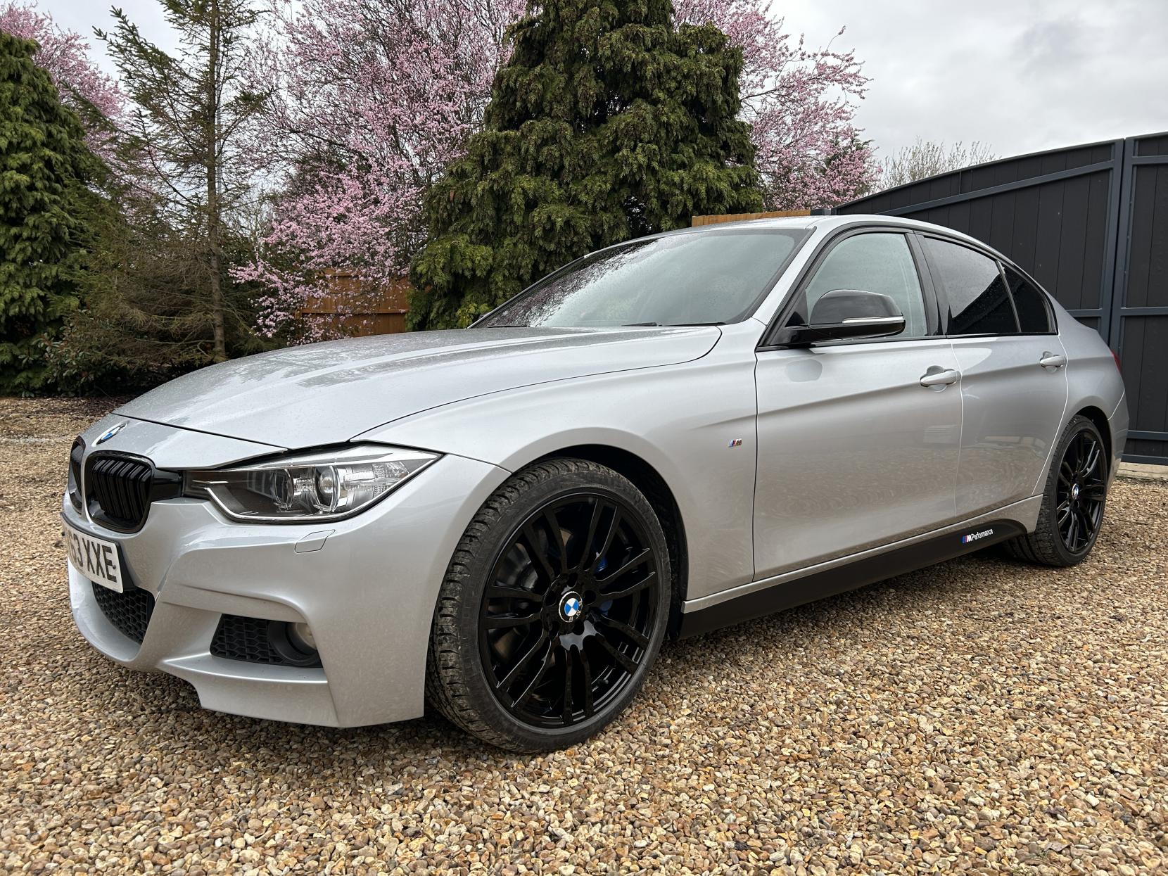 BMW 3 Series 2.0 320d M Sport Saloon 4dr Diesel Auto Euro 5 (s/s) (184 ps)