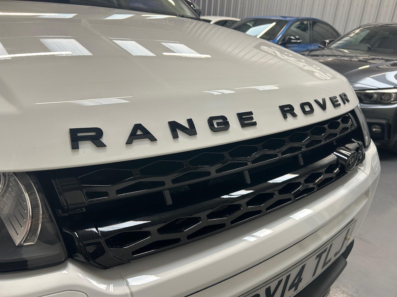 Land Rover Range Rover Evoque 2.2 SD4 Prestige SUV 5dr Diesel Auto 4WD Euro 5 (s/s) (190 ps)