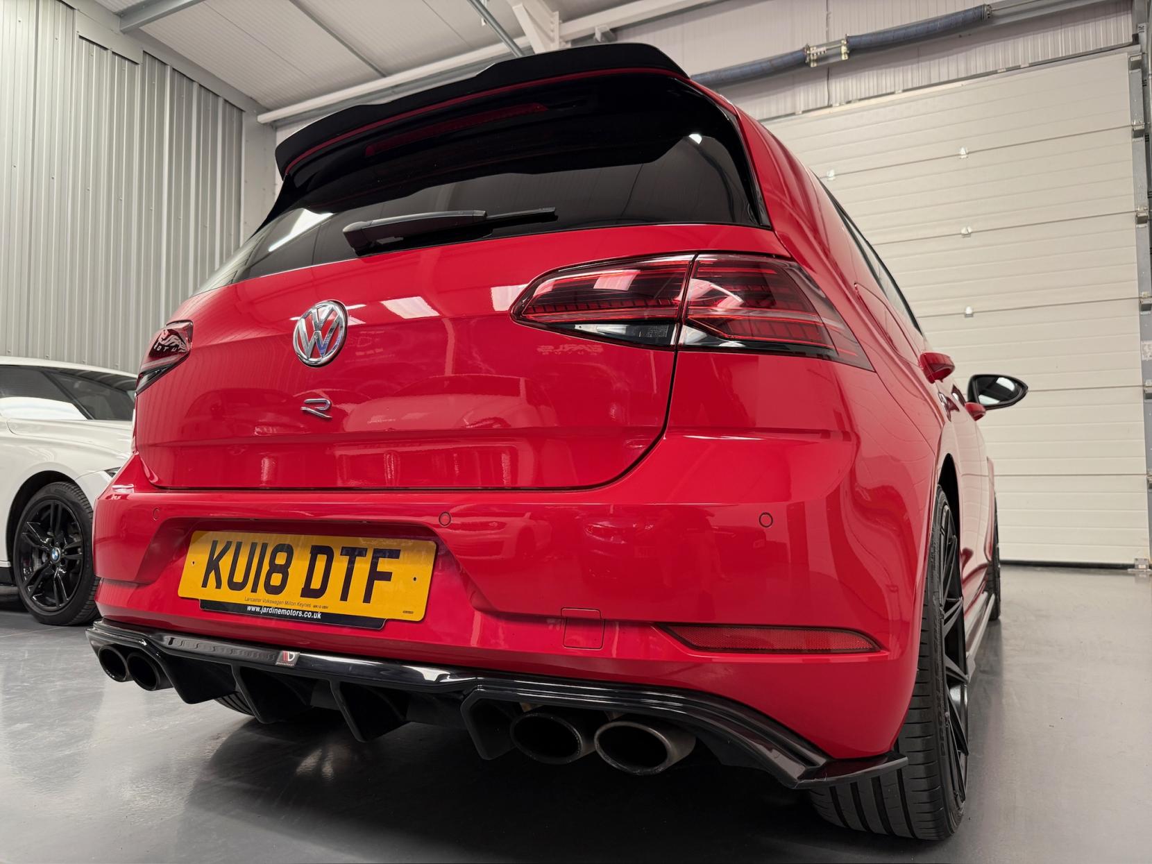 Volkswagen Golf 2.0 TSI R Hatchback 5dr Petrol DSG 4Motion Euro 6 (s/s) (310 ps)