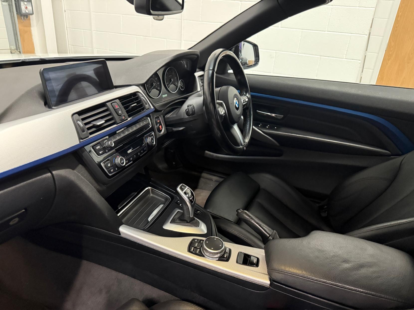 BMW 4 Series 3.0 435d M Sport Convertible 2dr Diesel Auto xDrive Euro 6 (s/s) (313 ps)