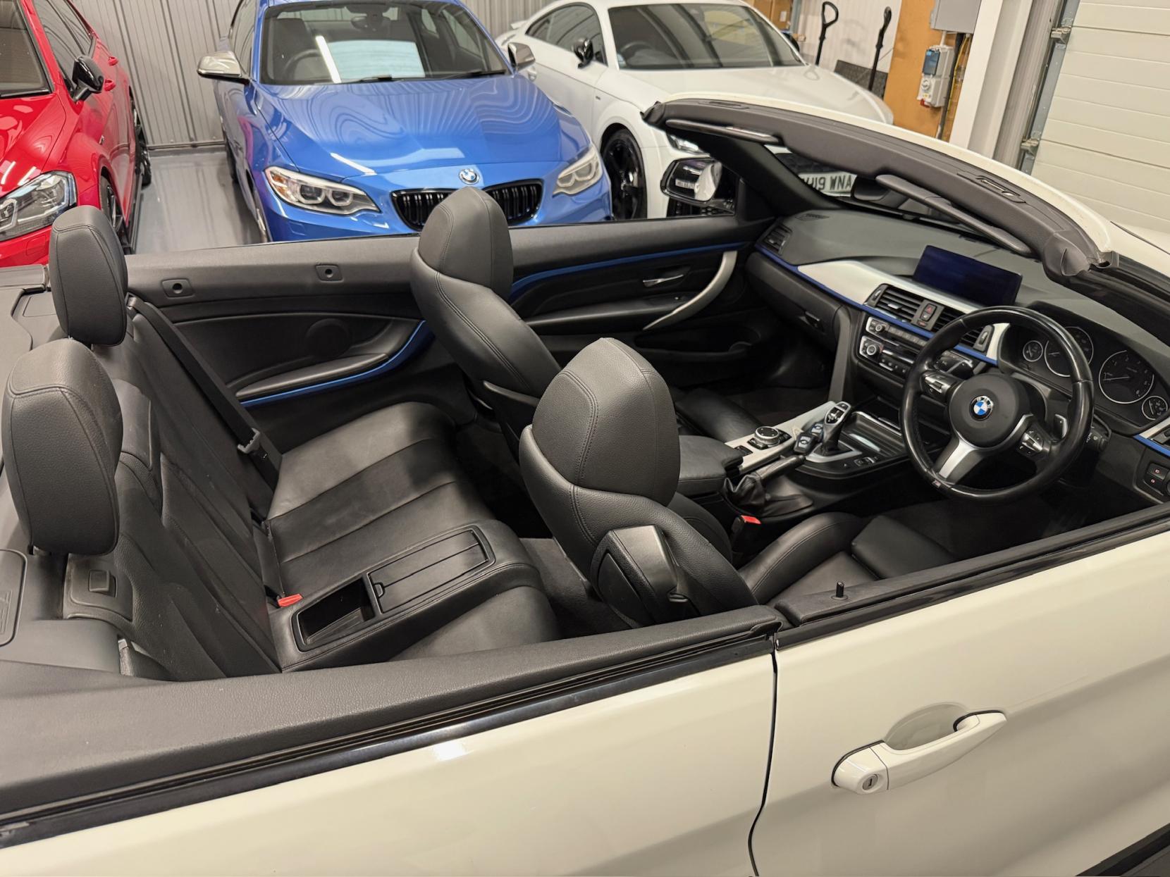 BMW 4 Series 3.0 435d M Sport Convertible 2dr Diesel Auto xDrive Euro 6 (s/s) (313 ps)