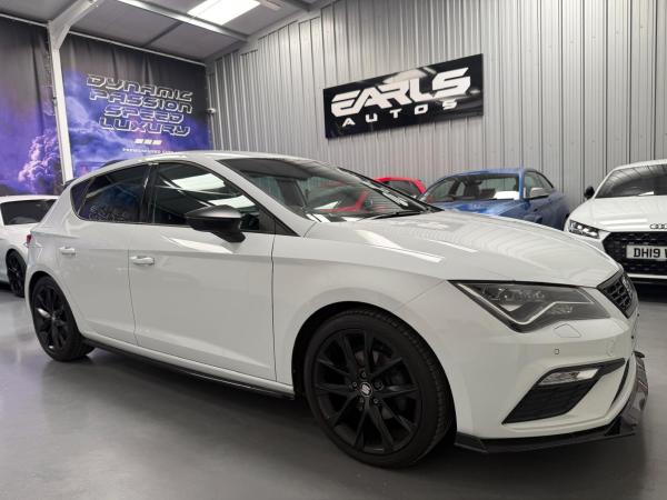 SEAT Leon 1.5 TSI EVO FR Black Edition Hatchback 5dr Petrol Manual Euro 6 (s/s) (150 ps)