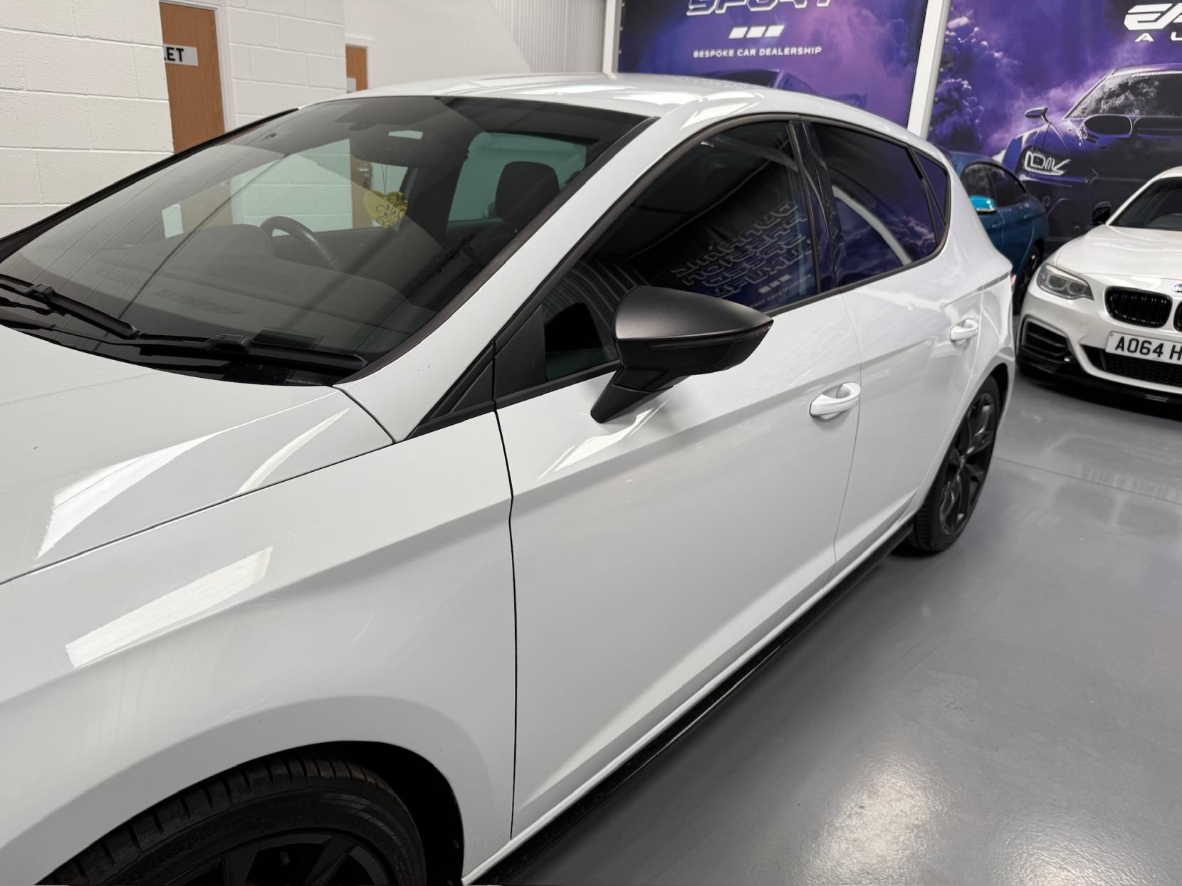 SEAT Leon 1.5 TSI EVO FR Black Edition Hatchback 5dr Petrol Manual Euro 6 (s/s) (150 ps)