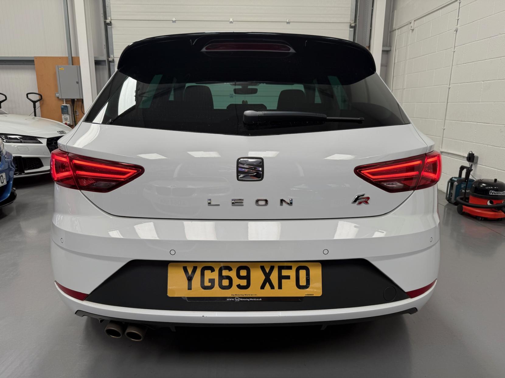 SEAT Leon 1.5 TSI EVO FR Black Edition Hatchback 5dr Petrol Manual Euro 6 (s/s) (150 ps)