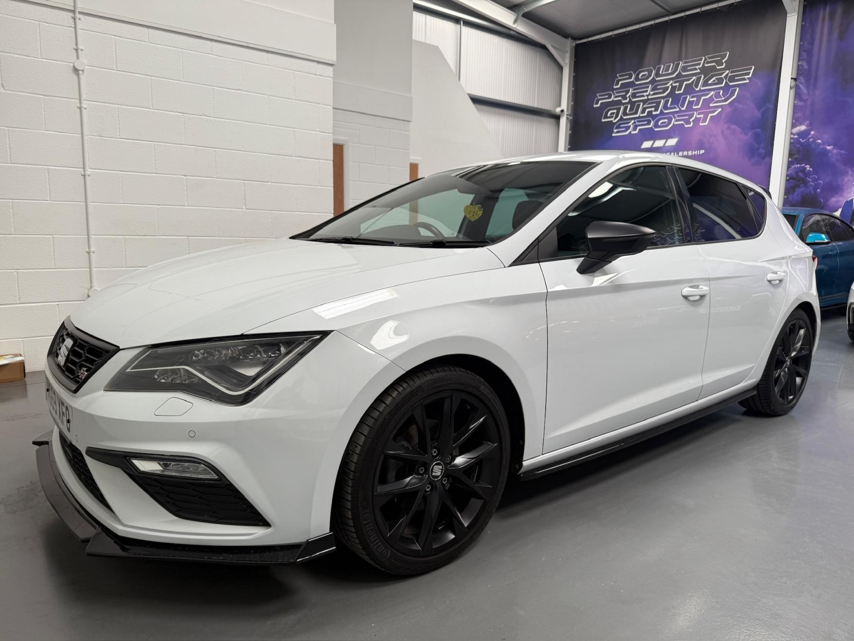 SEAT Leon 1.5 TSI EVO FR Black Edition Hatchback 5dr Petrol Manual Euro 6 (s/s) (150 ps)