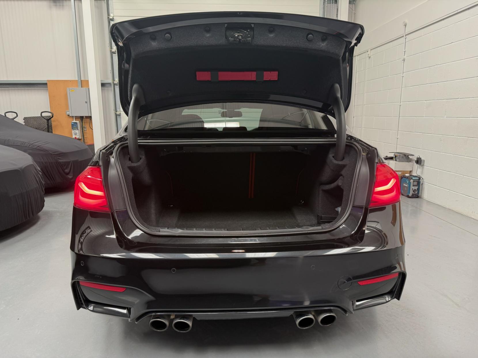 BMW M3 3.0 BiTurbo Saloon 4dr Petrol DCT Euro 6 (s/s) (431 ps)