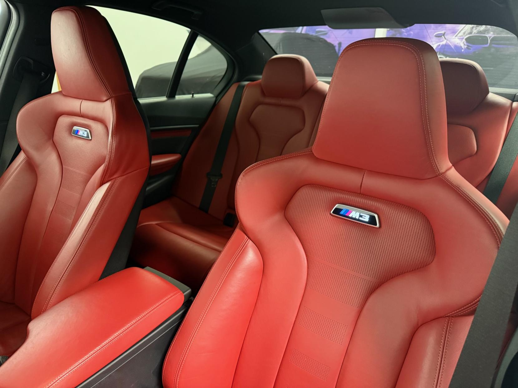 BMW M3 3.0 BiTurbo Saloon 4dr Petrol DCT Euro 6 (s/s) (431 ps)