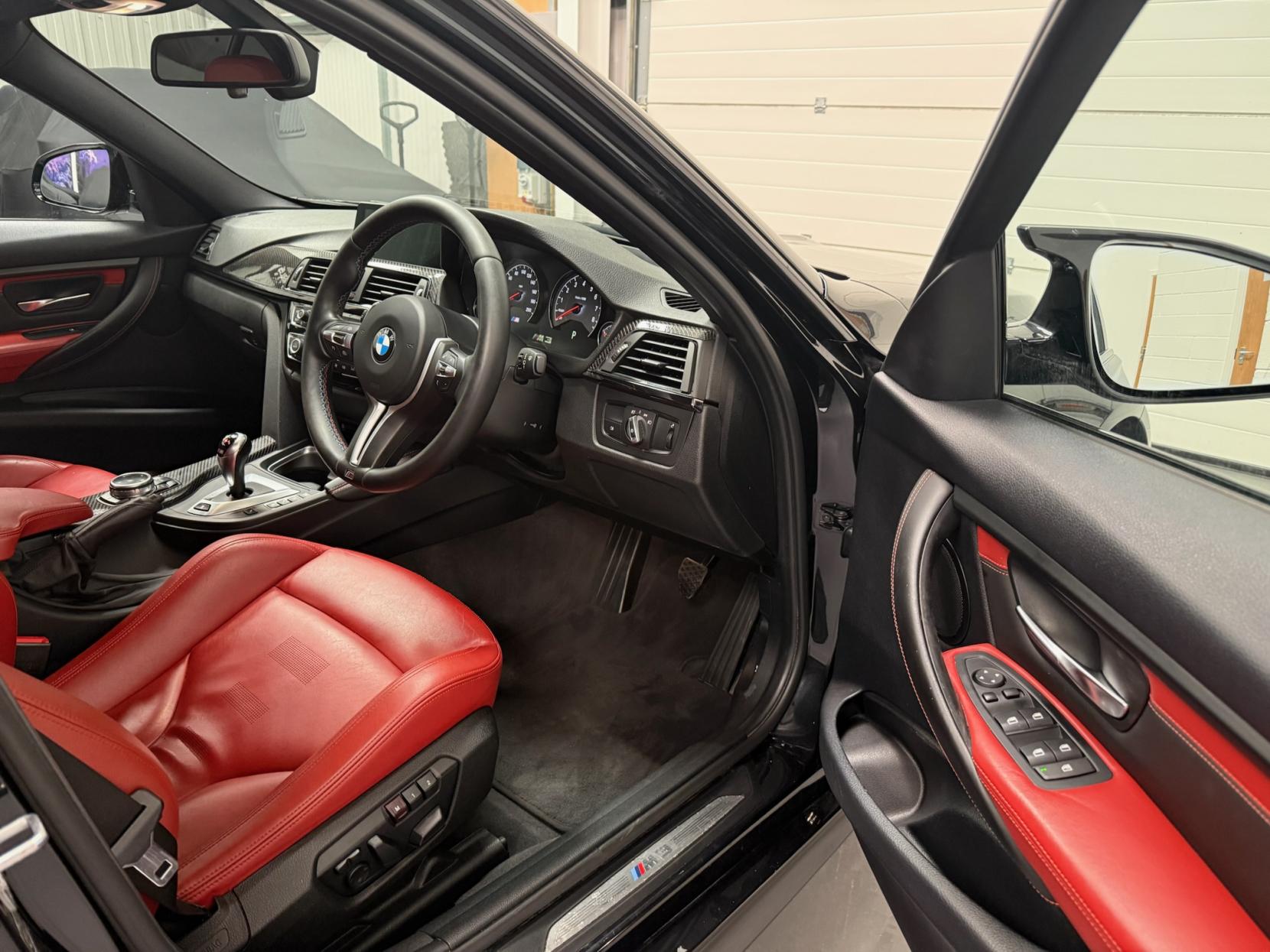 BMW M3 3.0 BiTurbo Saloon 4dr Petrol DCT Euro 6 (s/s) (431 ps)