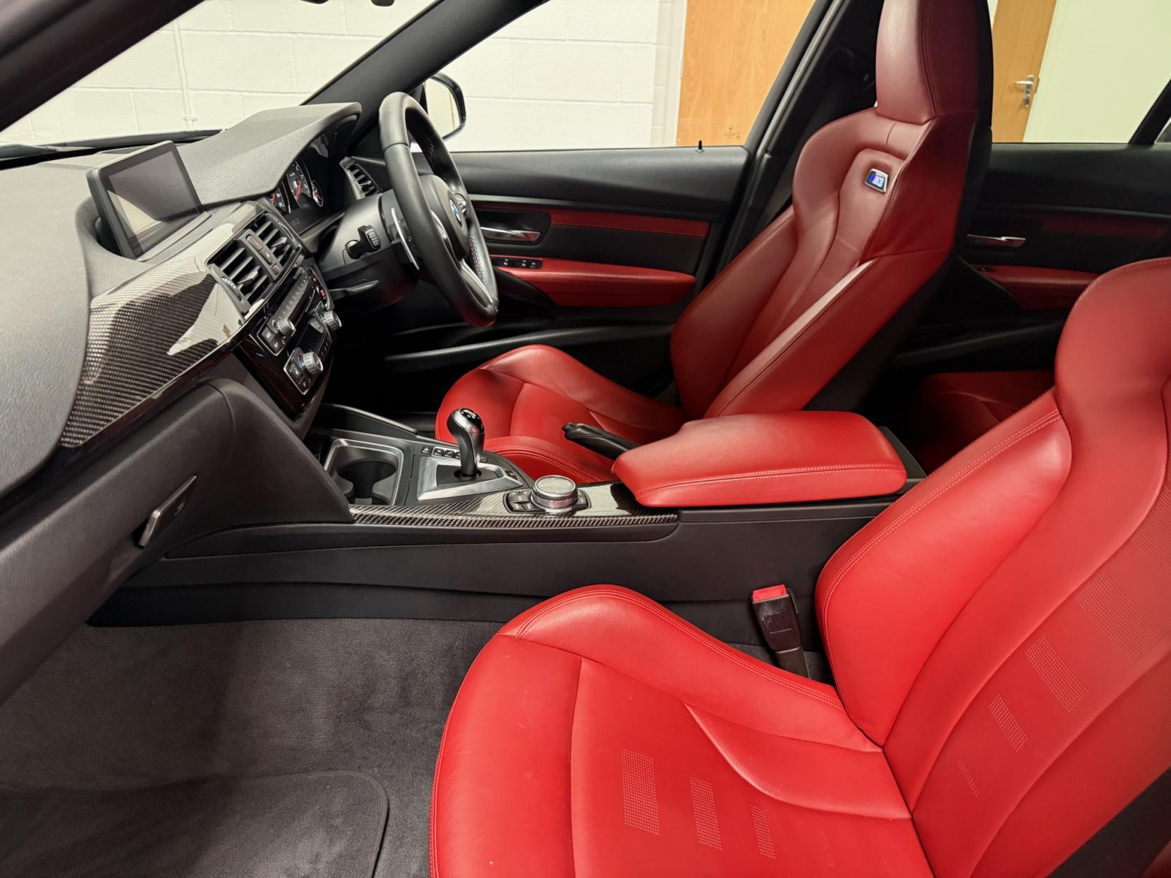 BMW M3 3.0 BiTurbo Saloon 4dr Petrol DCT Euro 6 (s/s) (431 ps)