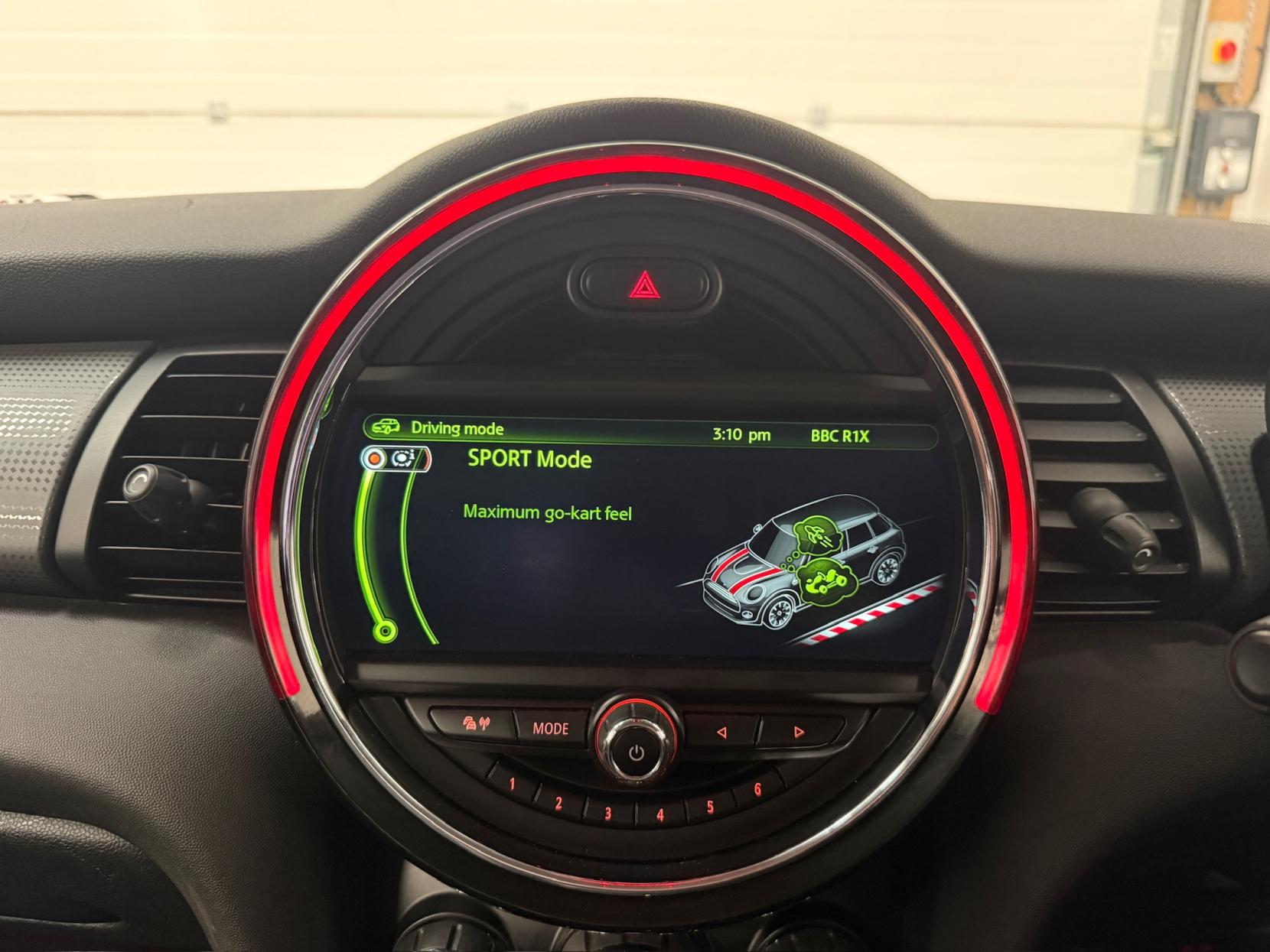 MINI Hatch 1.5 Cooper Hatchback 5dr Petrol Auto Euro 6 (s/s) (136 ps)