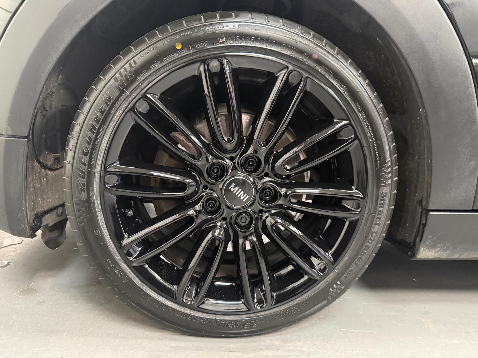 MINI Hatch 1.5 Cooper Hatchback 5dr Petrol Auto Euro 6 (s/s) (136 ps)